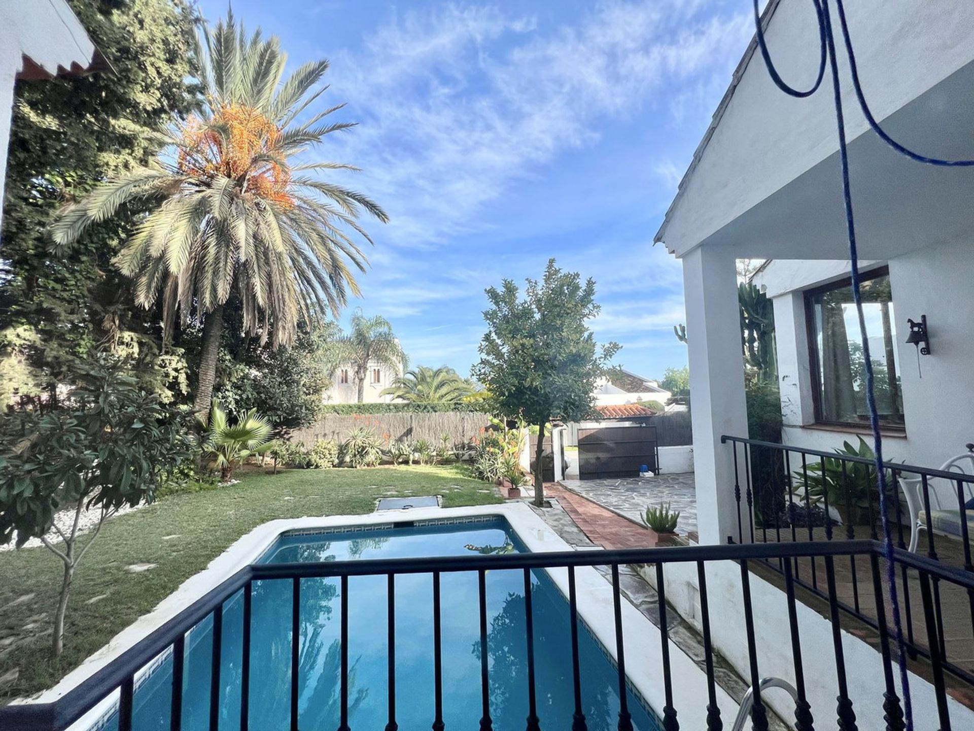 Haus im Estepona, Andalucía 11739788