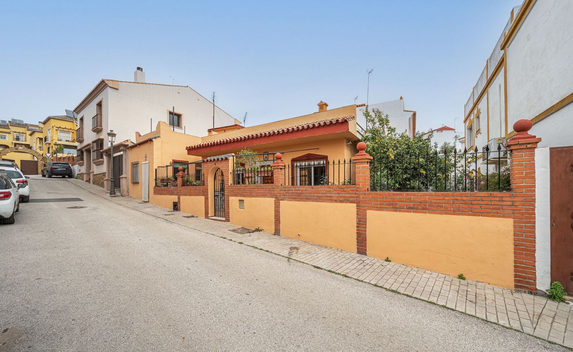 Hus i Moncloa, Madrid 11739916