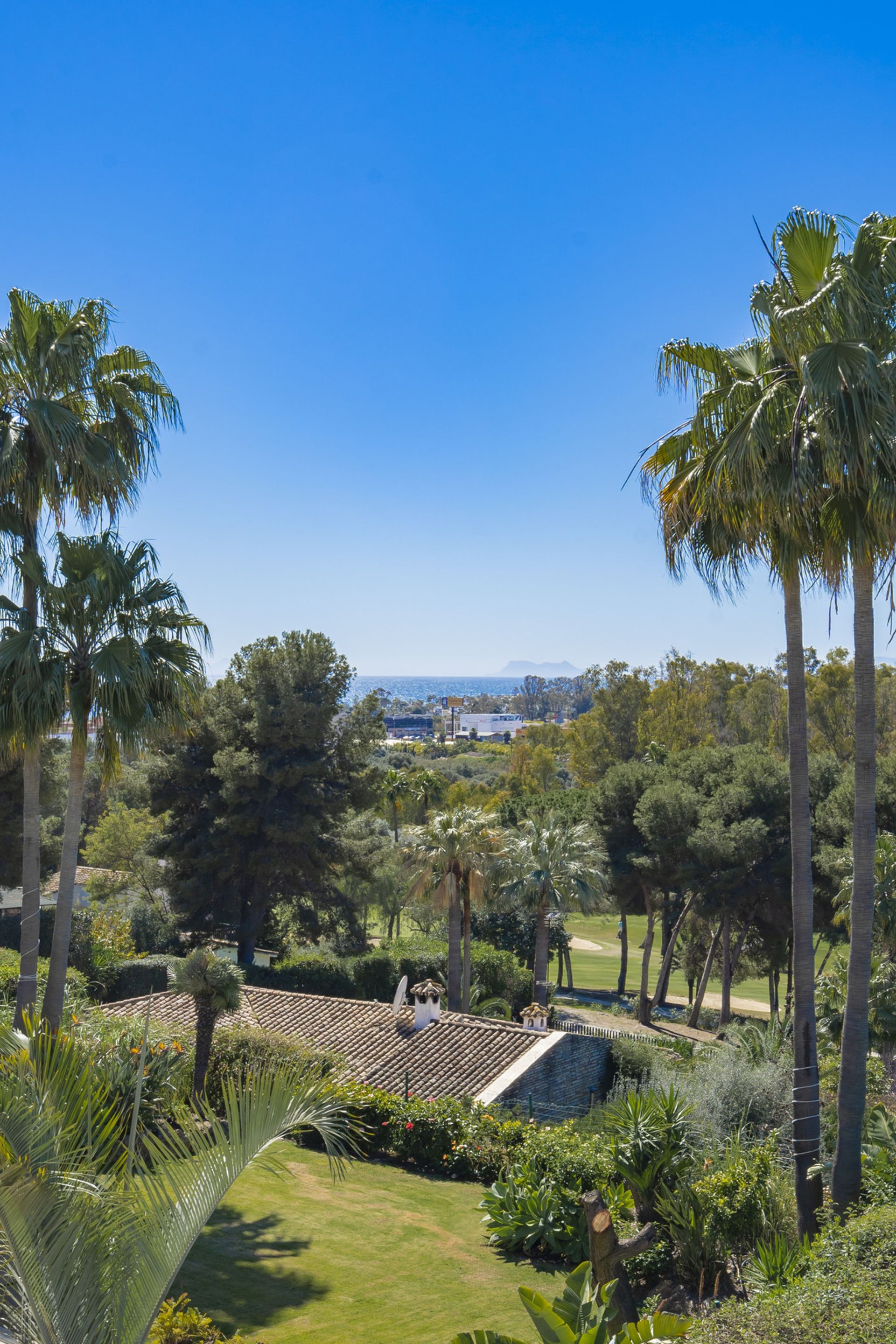 rumah dalam Estepona, Andalucía 11739964