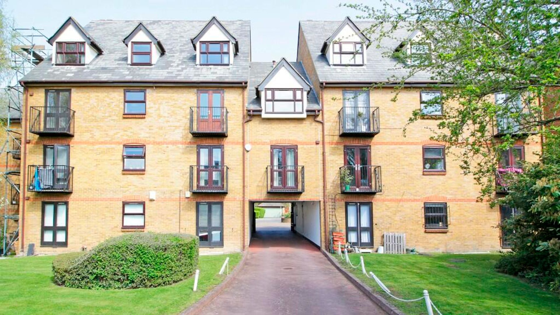 Condominio nel , England 11740208