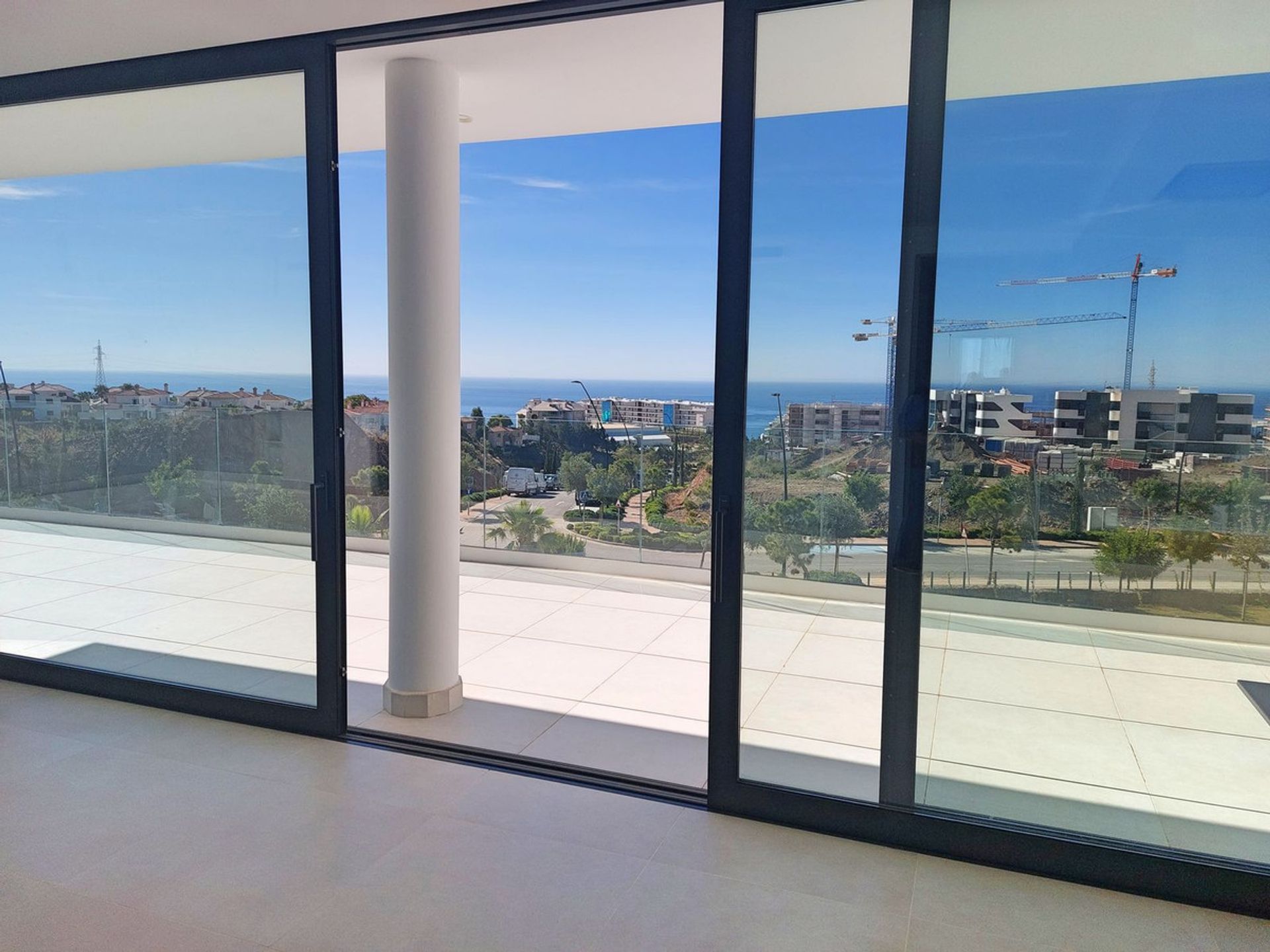 Condominium dans Fuengirola, Andalusia 11740283