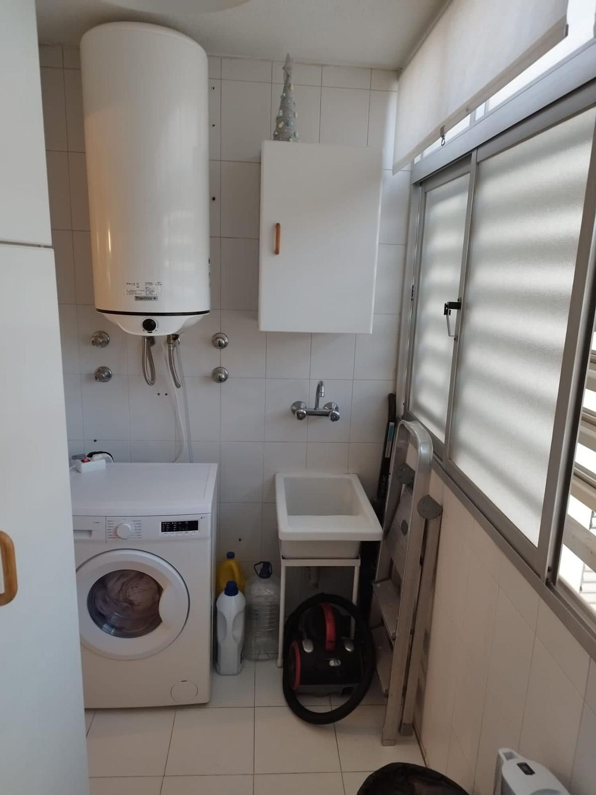 Osakehuoneisto sisään Fuengirola, Andalusia 11740662