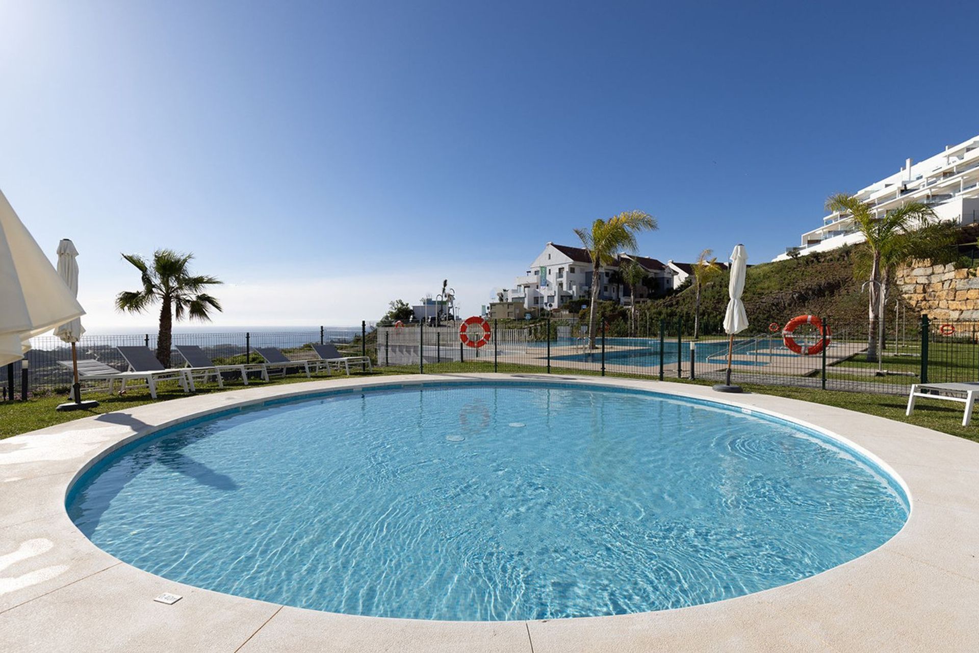 Condominio en La Cala de Mijas, Andalusia 11741152