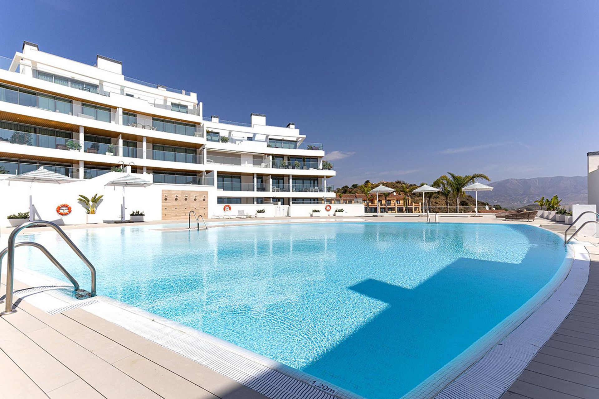 Condominium in La Cala de Mijas, Andalusia 11741166