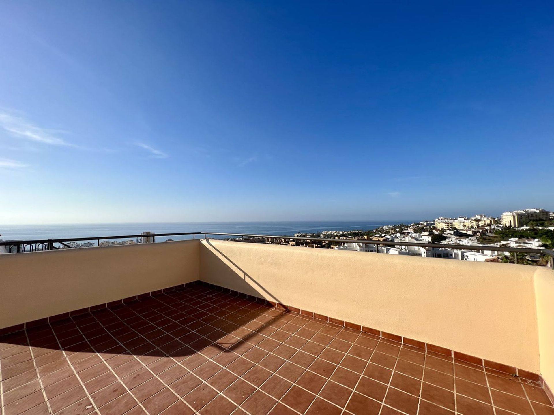 Condominio en La Cala de Mijas, Andalusia 11741183