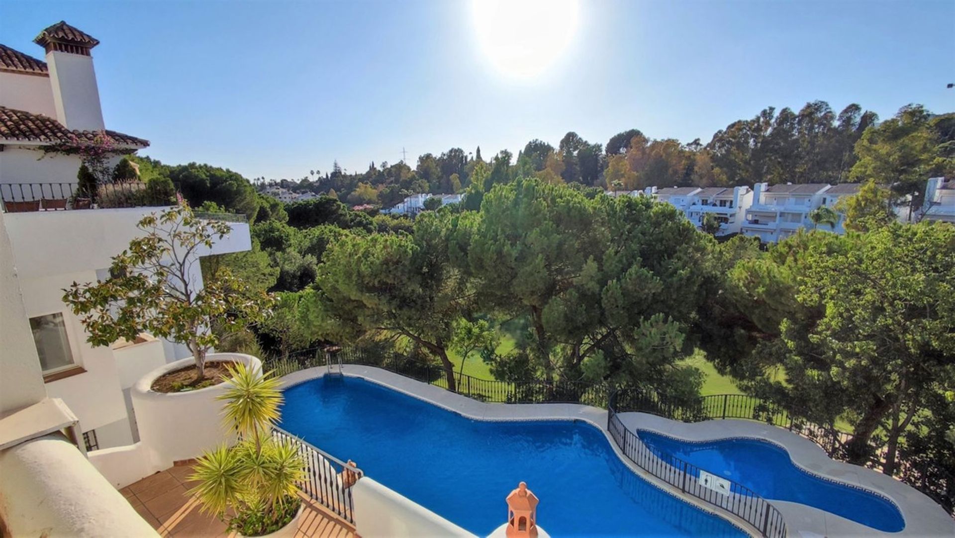 Condominio nel Benahavis, Andalusia 11741829