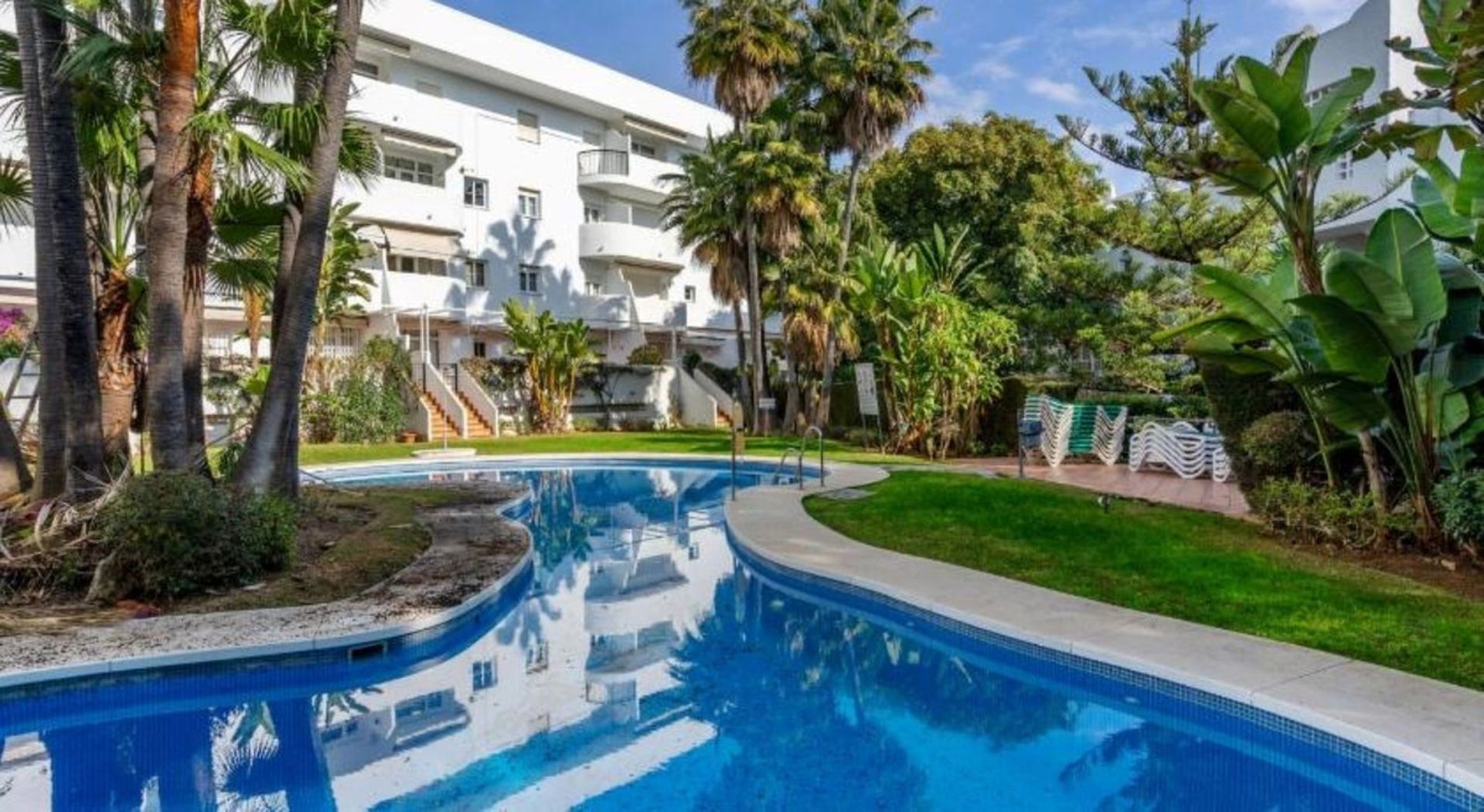 Condominium dans Marbella, Andalousie 11742486