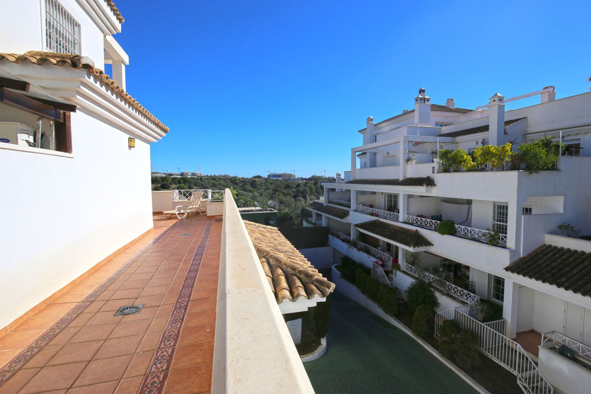 Condominium in Marbella, Andalusia 11742490