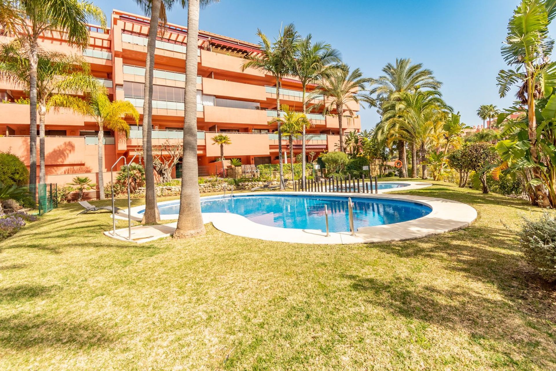 公寓 在 Marbella, Andalucía 11744957