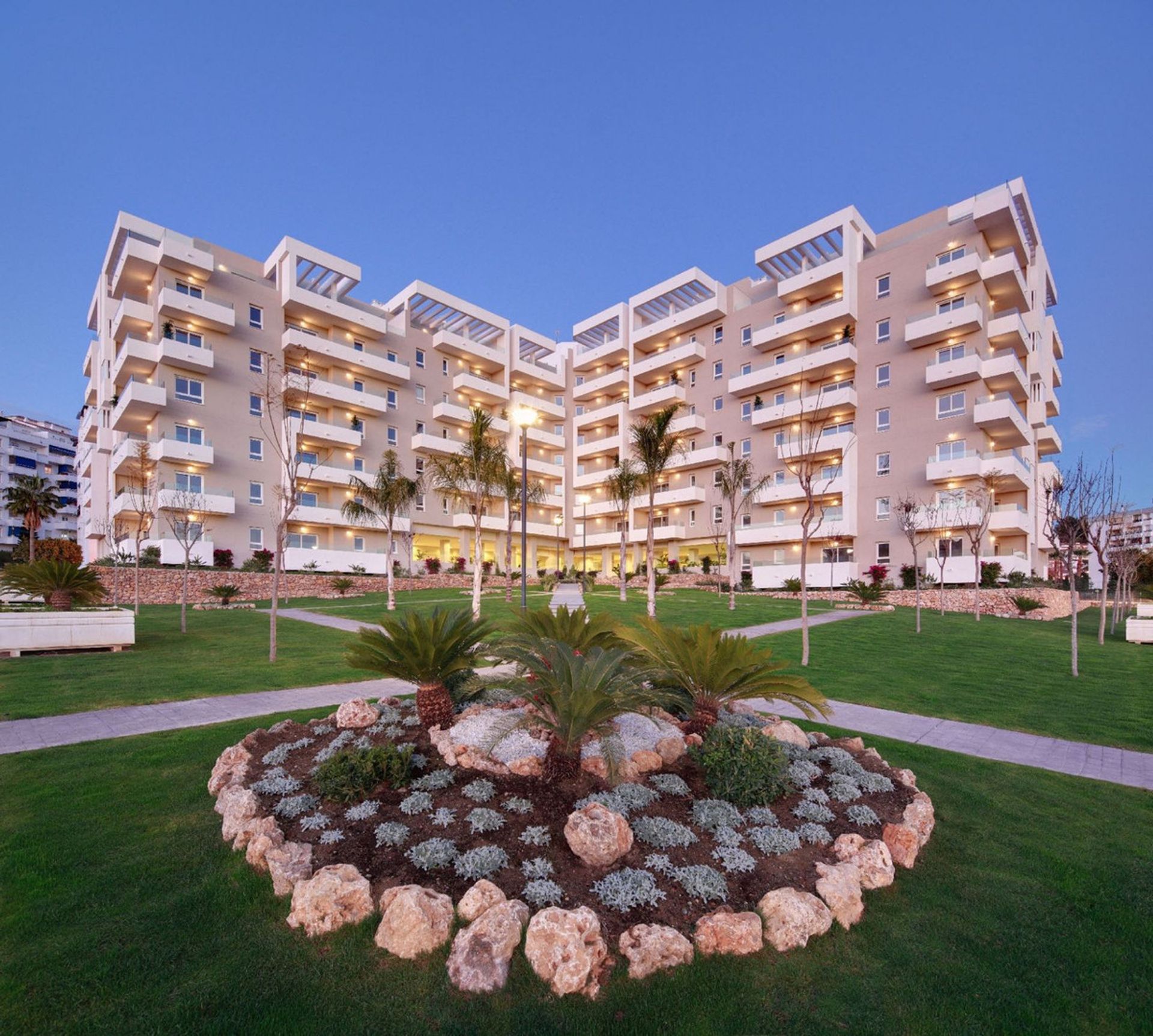 Condominium in Marbella, Andalusië 11745363