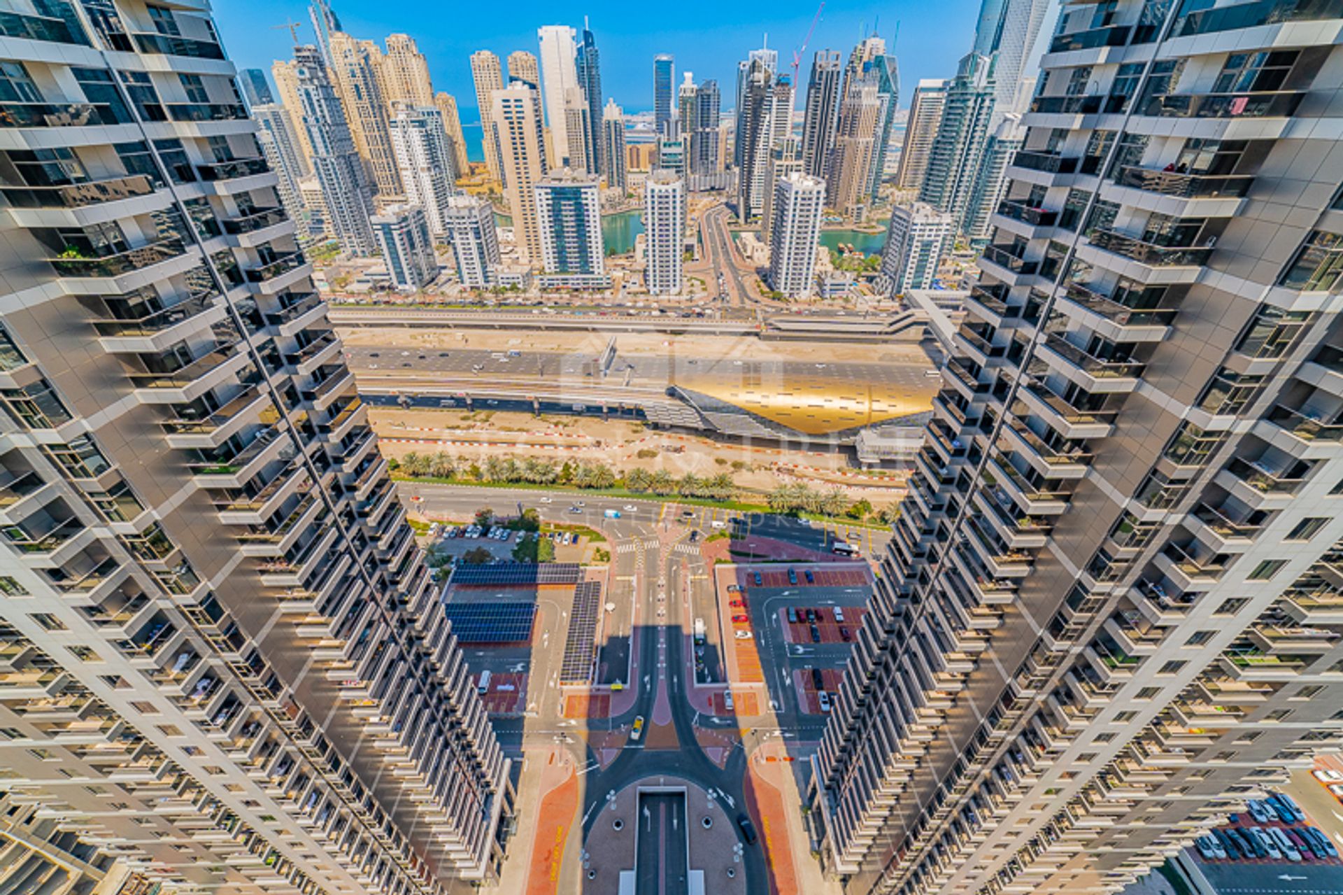 Condominium in Dubai, Dubai 11745994