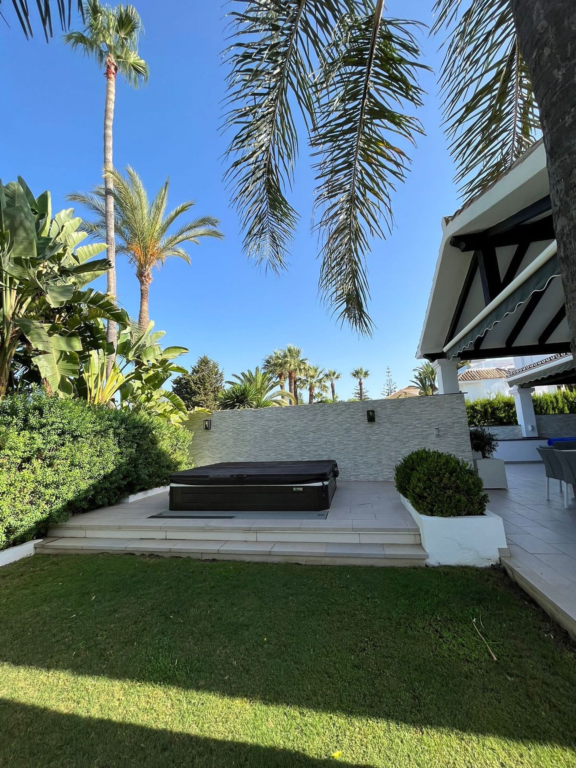 rumah dalam Marbella, Andalucía 11746395