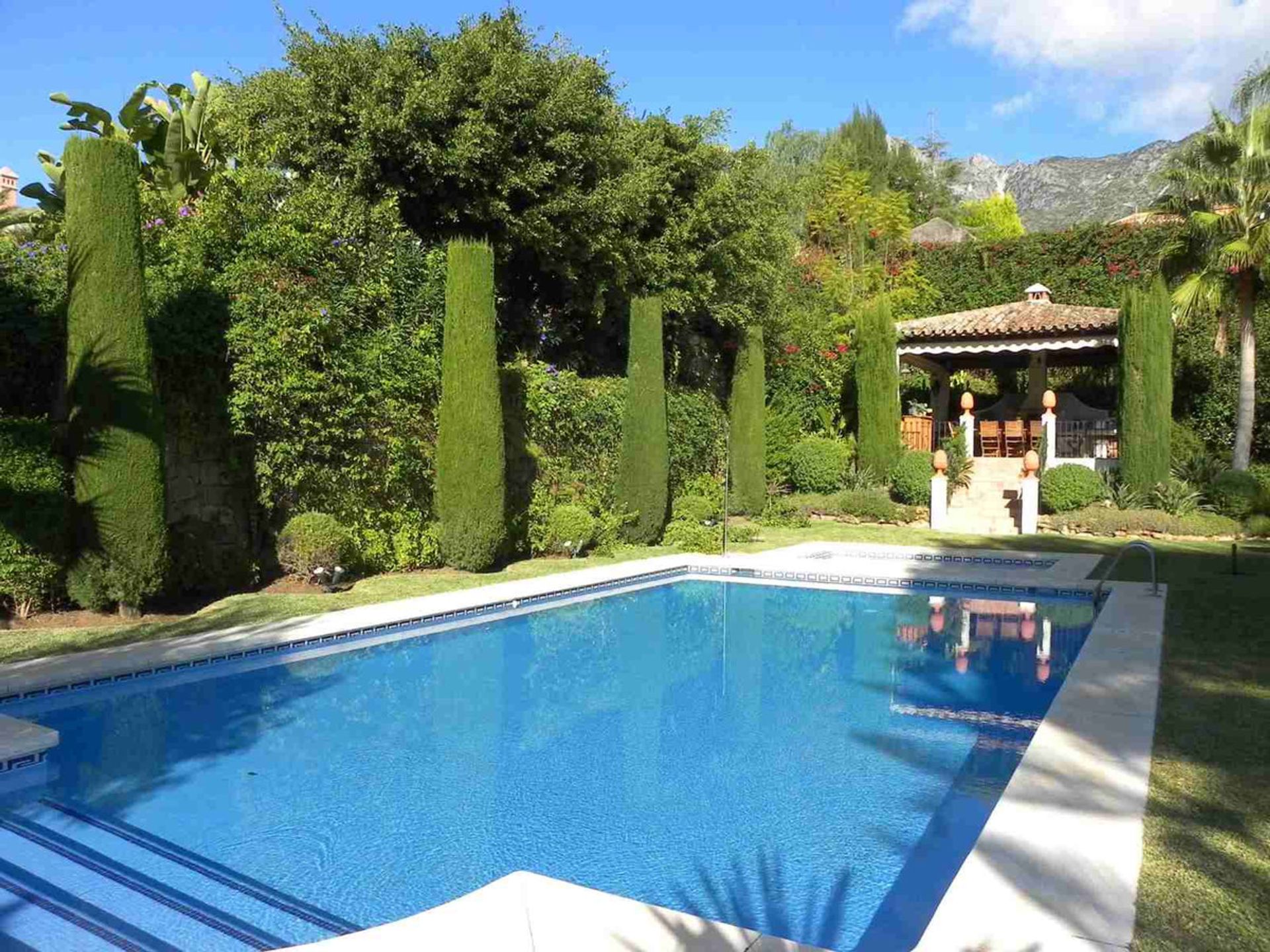 Haus im Marbella, Andalusien 11747491