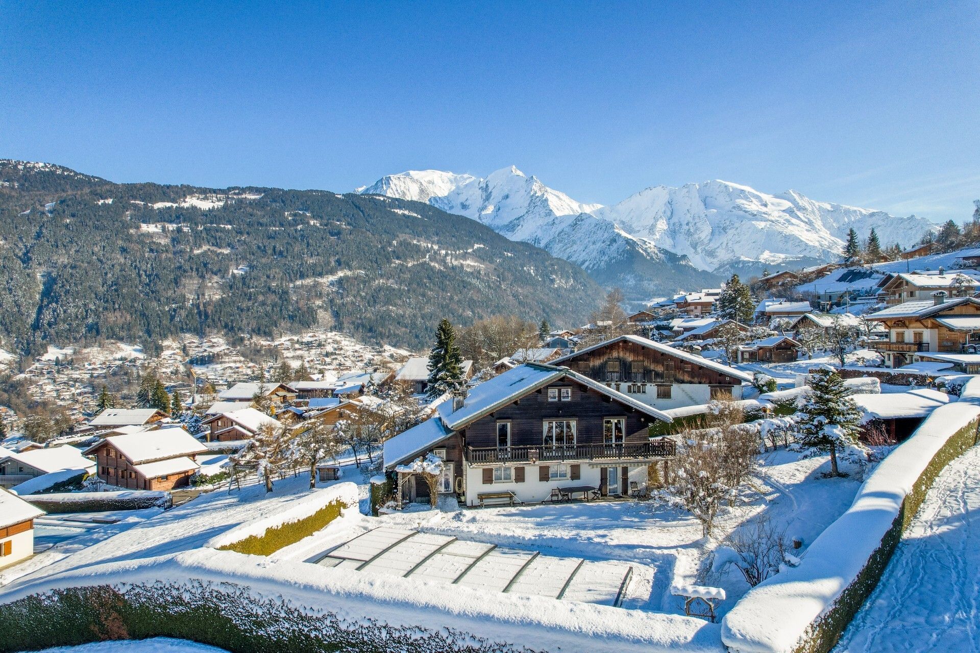 casa no Saint-Gervais-les-Bains, Auvergne-Rhône-Alpes 11747625