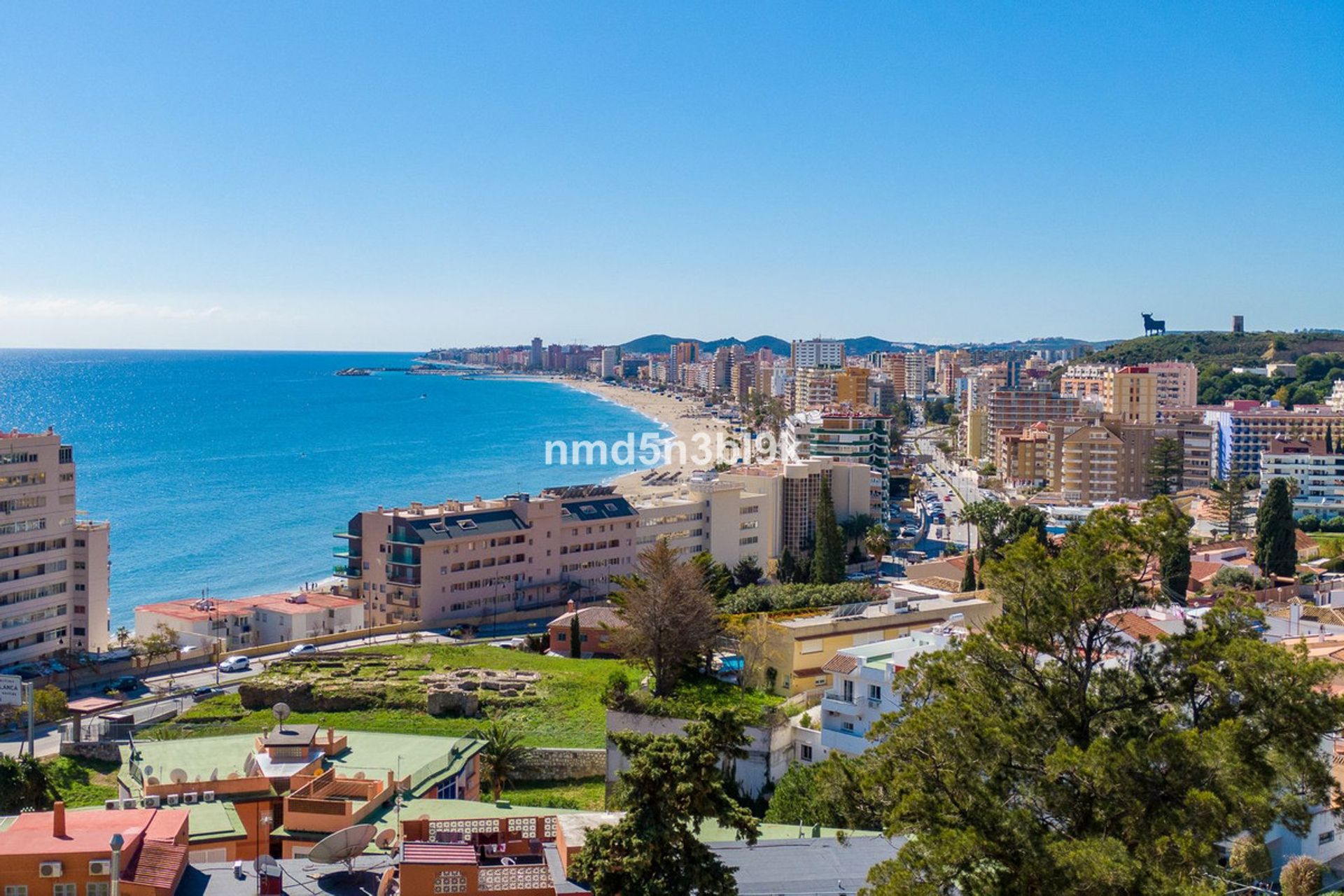 Land in Fuengirola, Andalusia 11748023