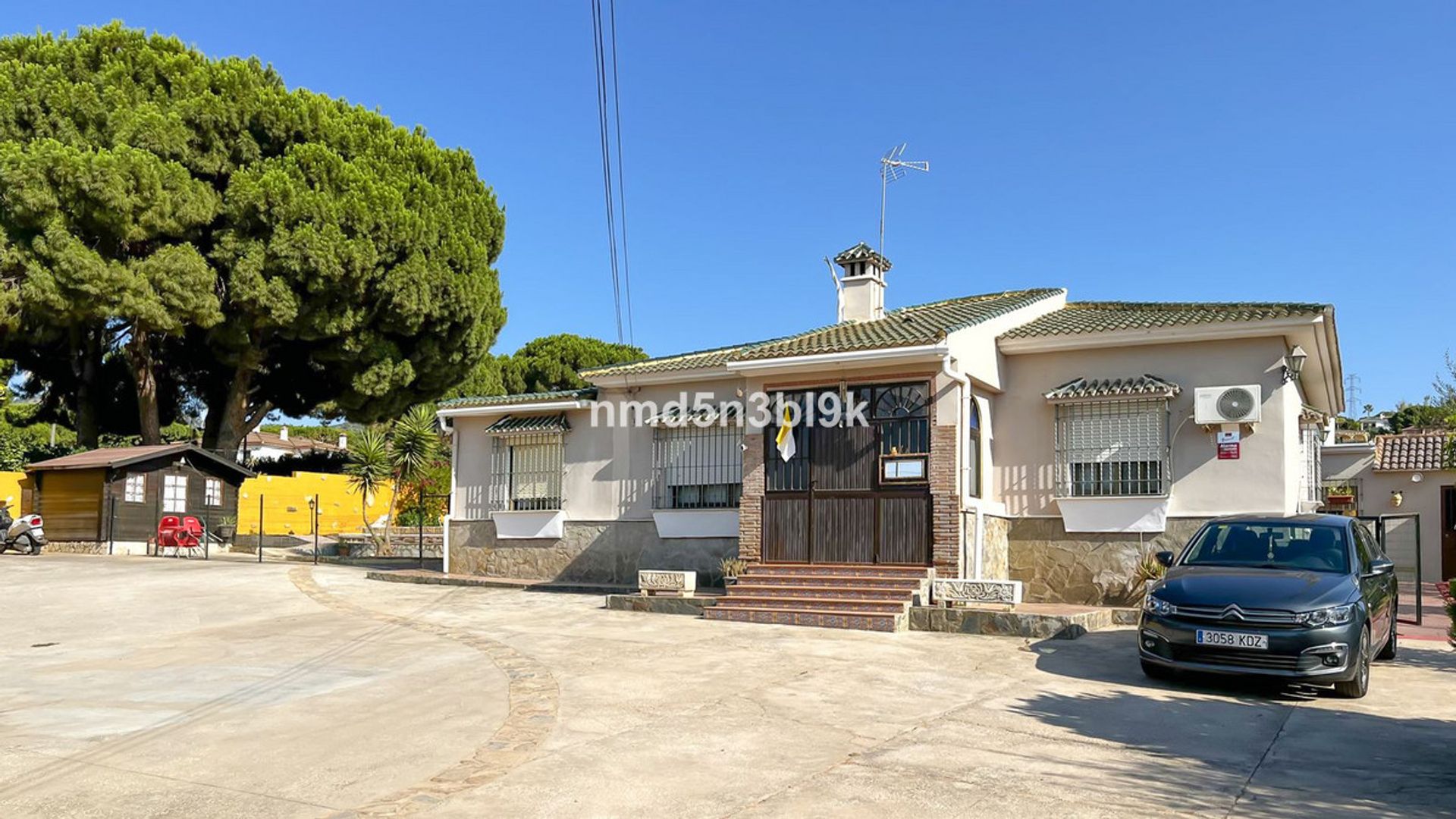 Casa nel Alhaurín de la Torre, Andalusia 11748030