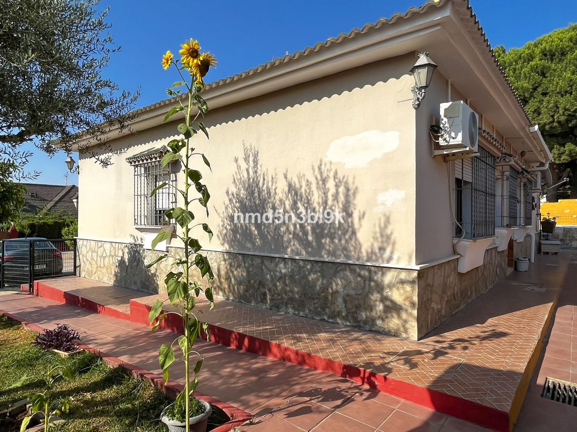 Casa nel Alhaurín de la Torre, Andalusia 11748030