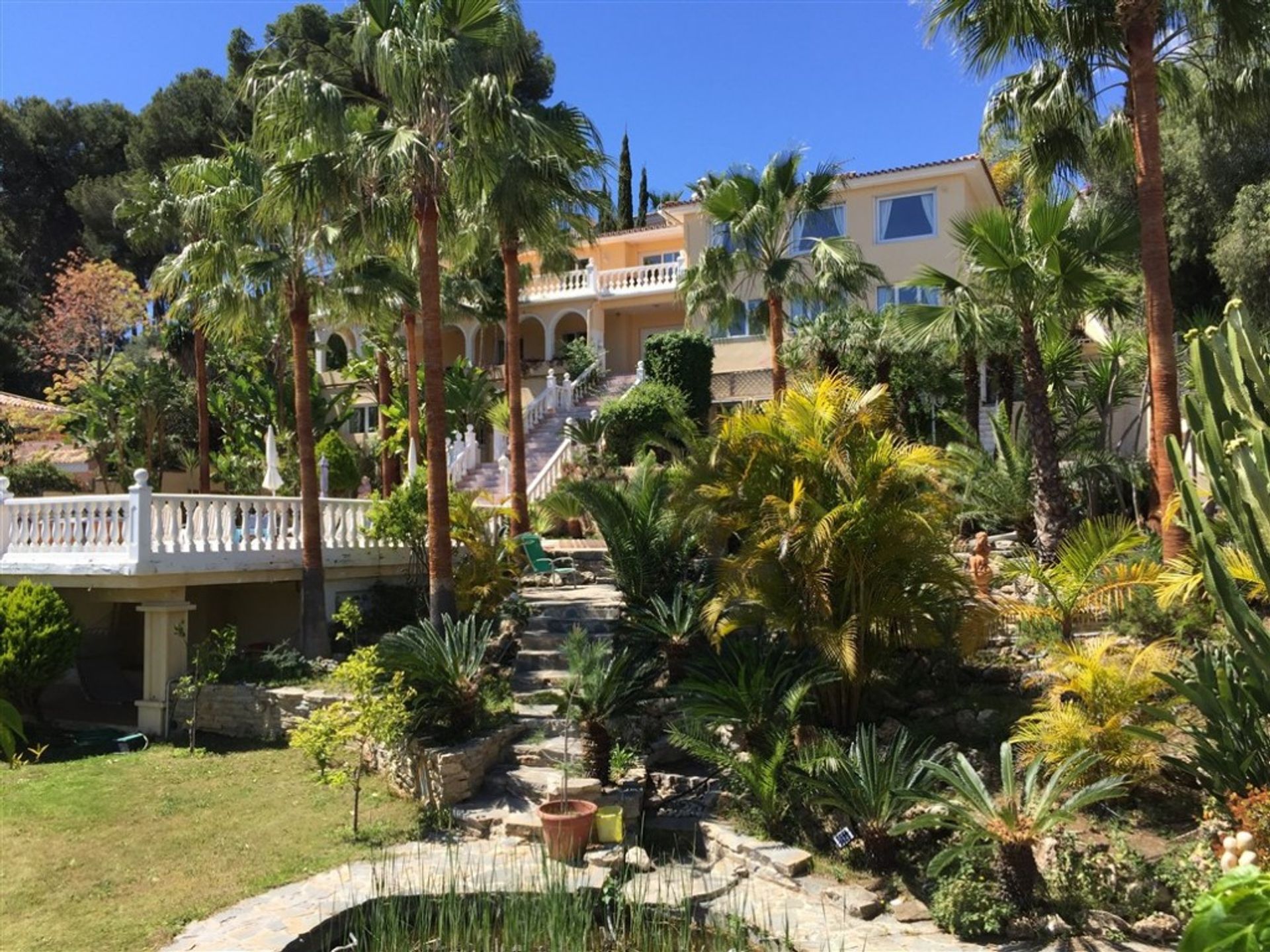 Huis in Torremolinos, Andalusia 11748314