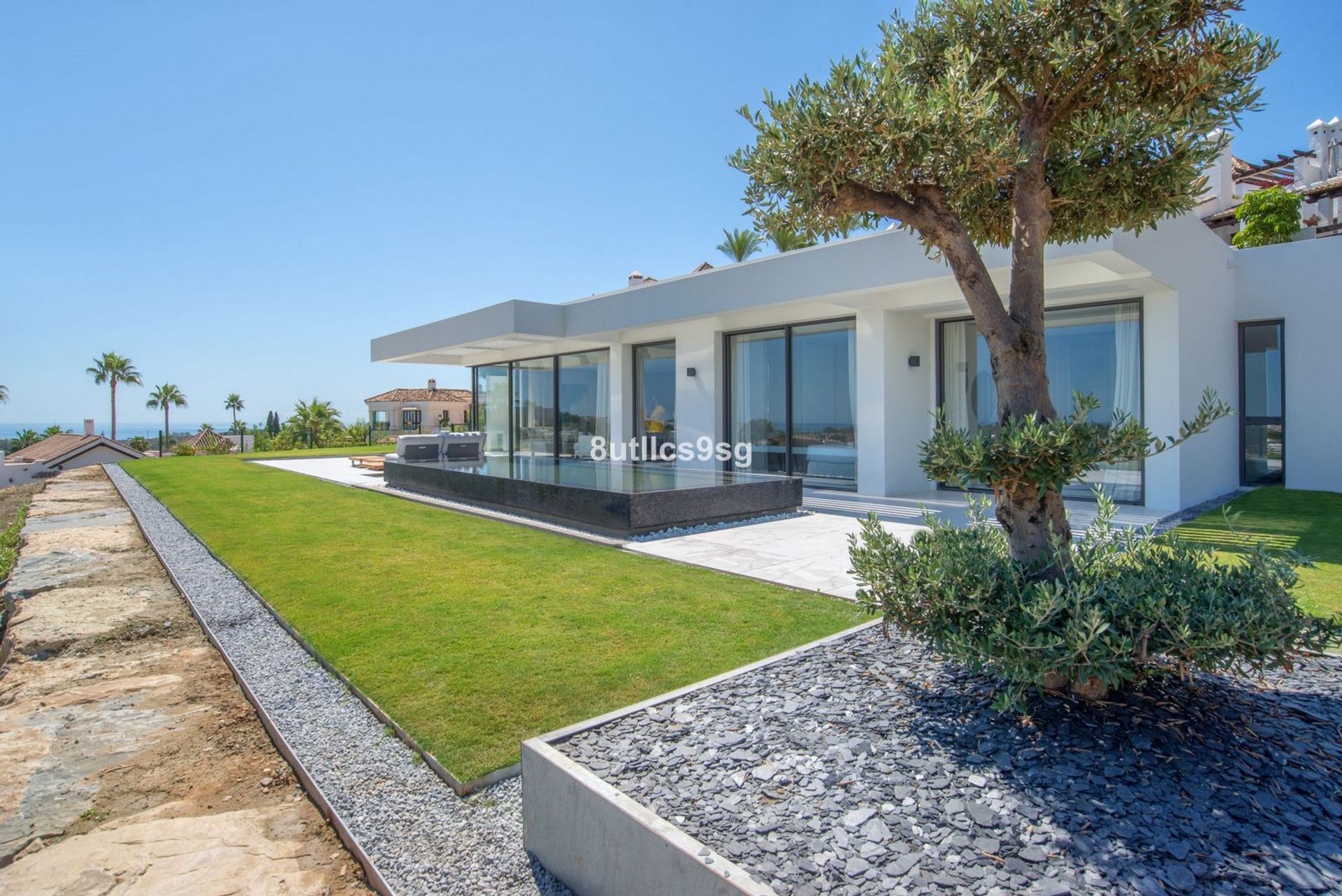 House in Benahavís, Andalusia 11748324