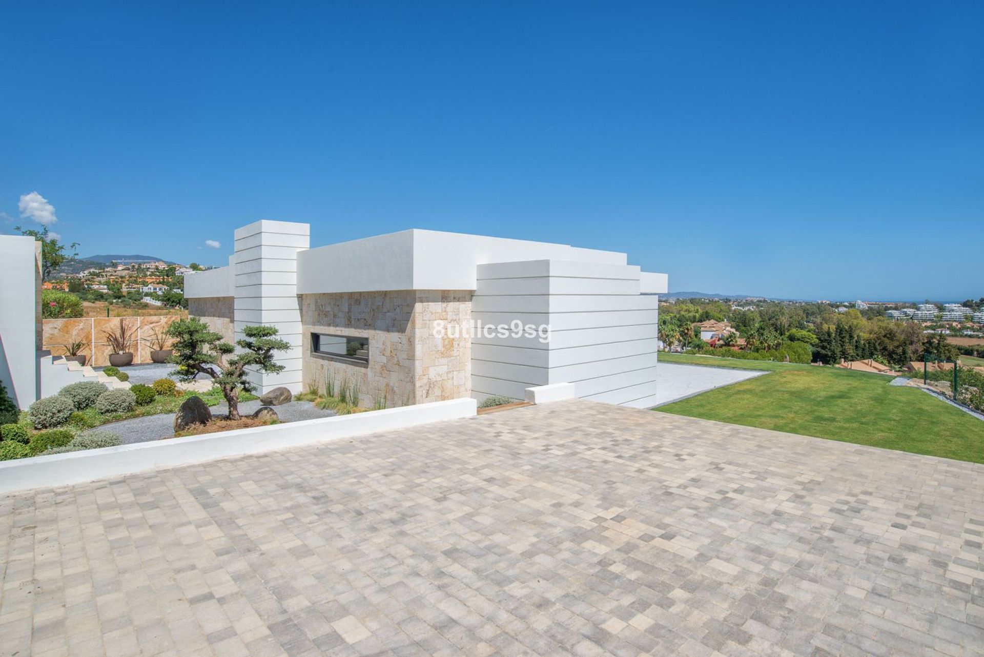 House in Benahavís, Andalusia 11748324