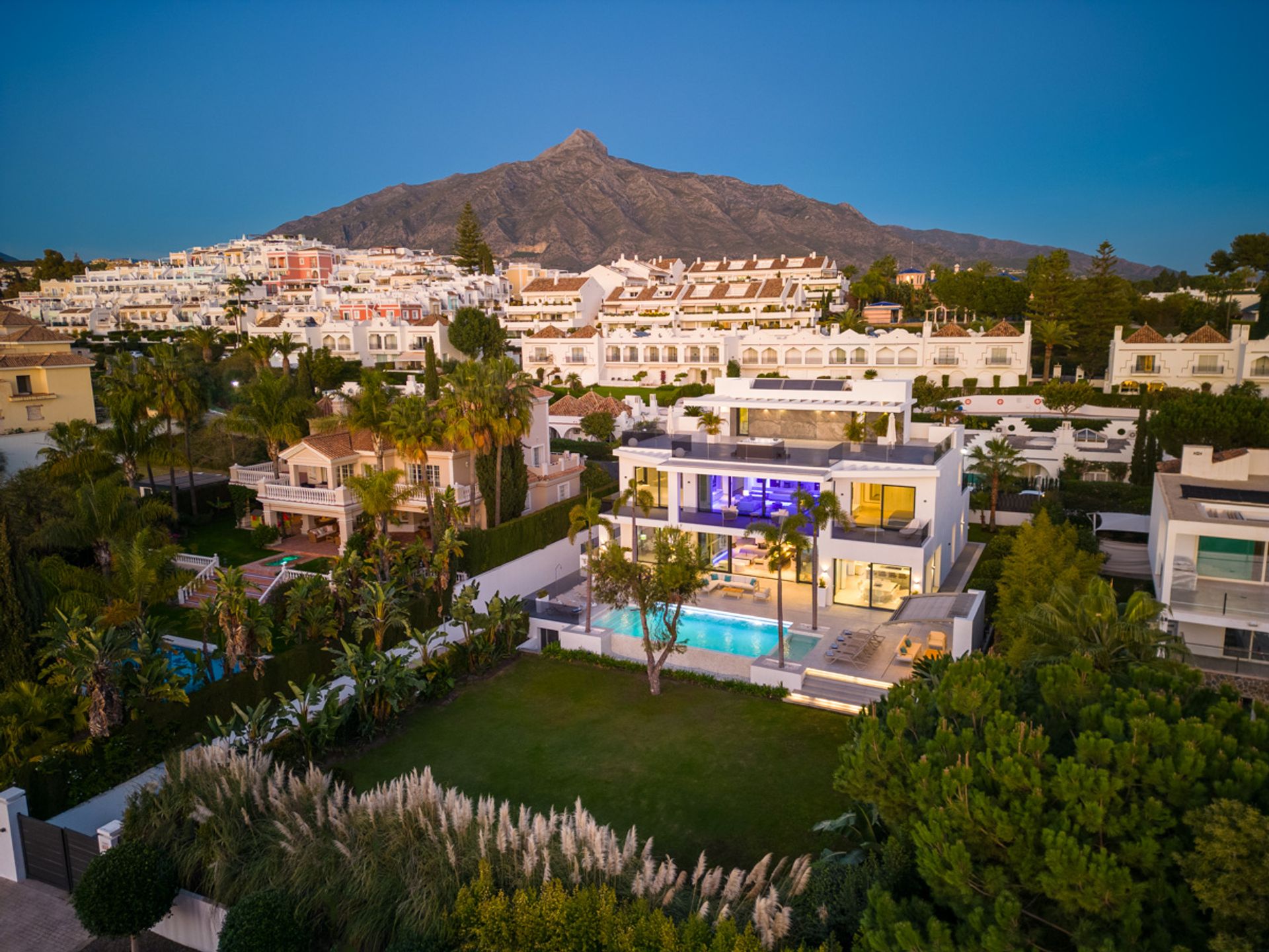 Residential in Marbella, Andalusia 11748509