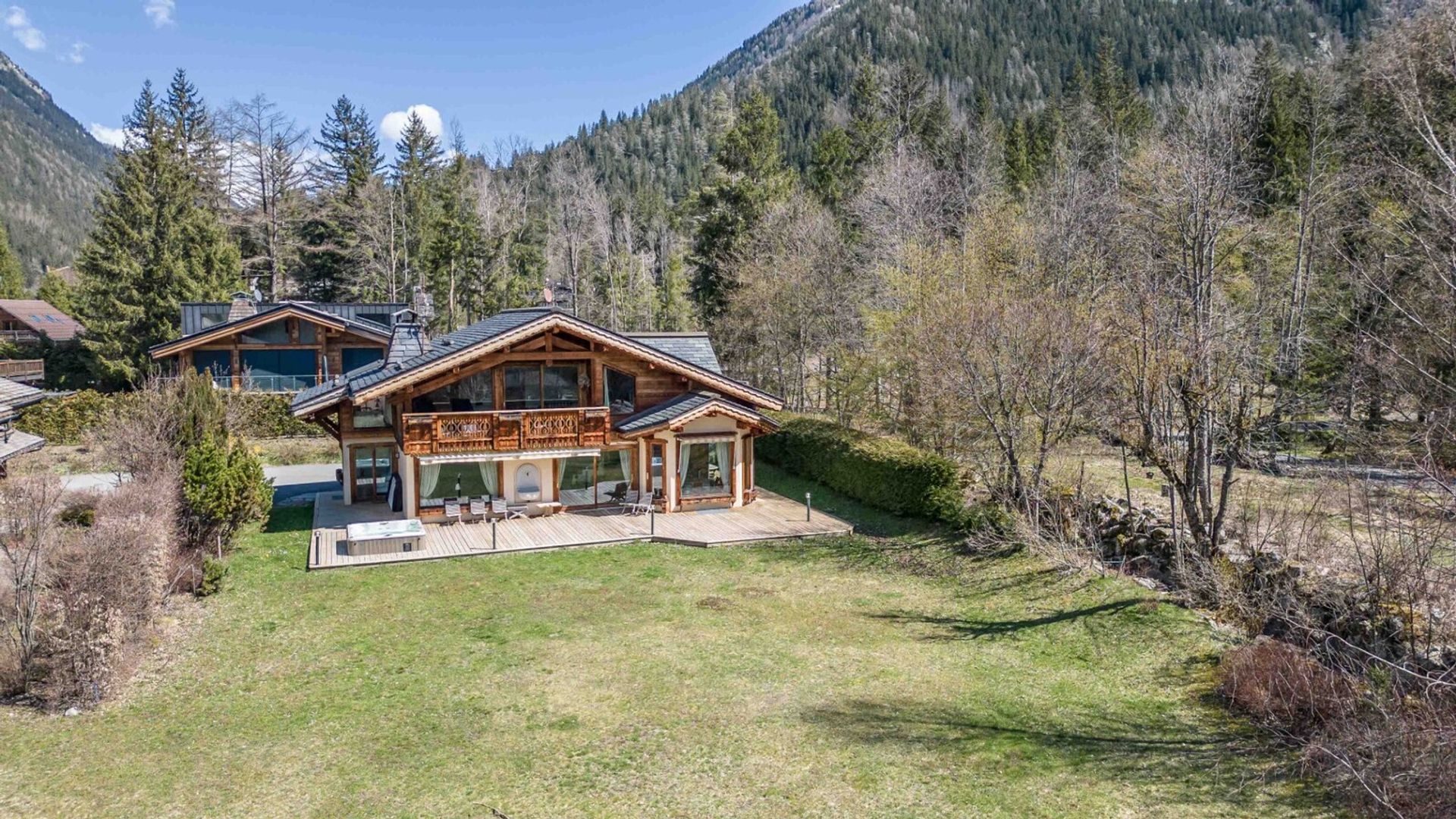 casa en Chamonix-Mont-Blanc, Auvergne-Rhône-Alpes 11748672