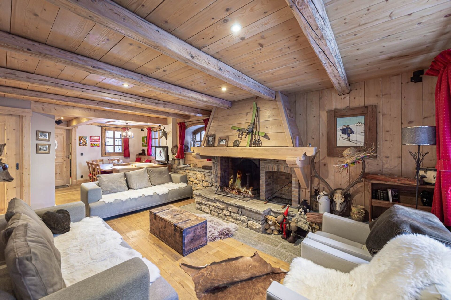 Casa nel Courchevel, Alvernia-Rodano-Alpi 11748924