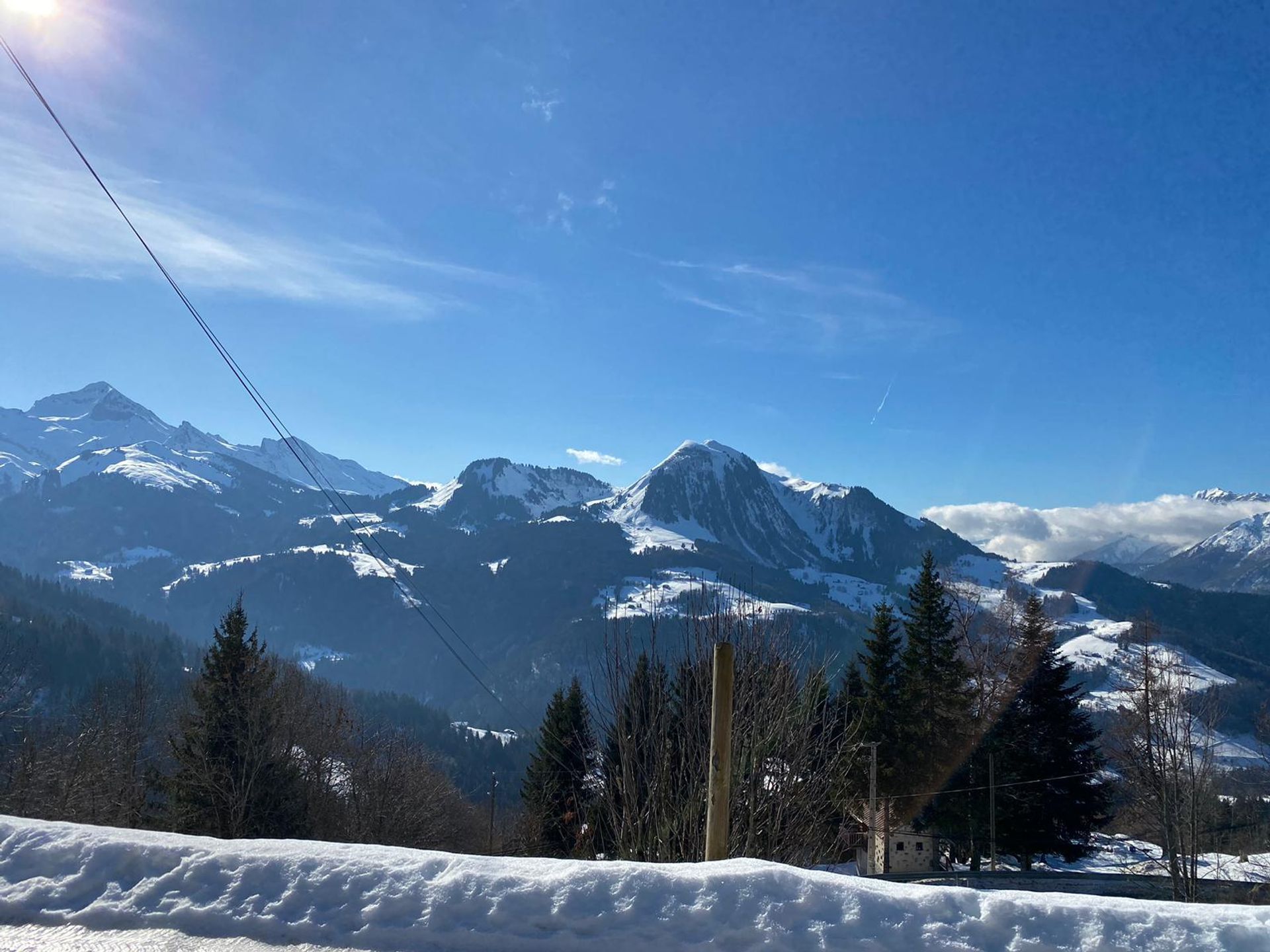 Outro no Manigous, Auvérnia-Ródano-Alpes 11749043