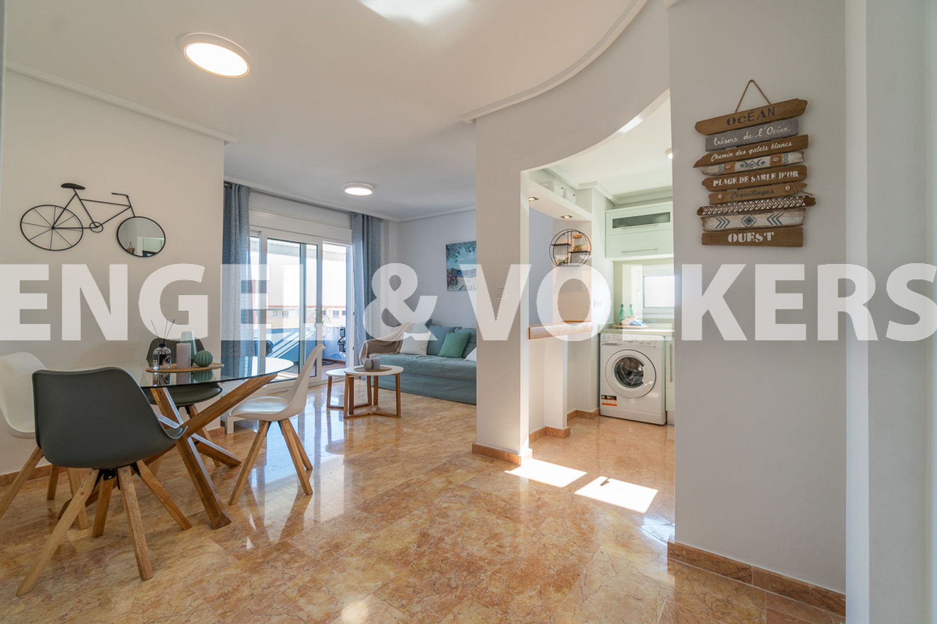 Condominium in Torrevieja, Valencian Community 11749777