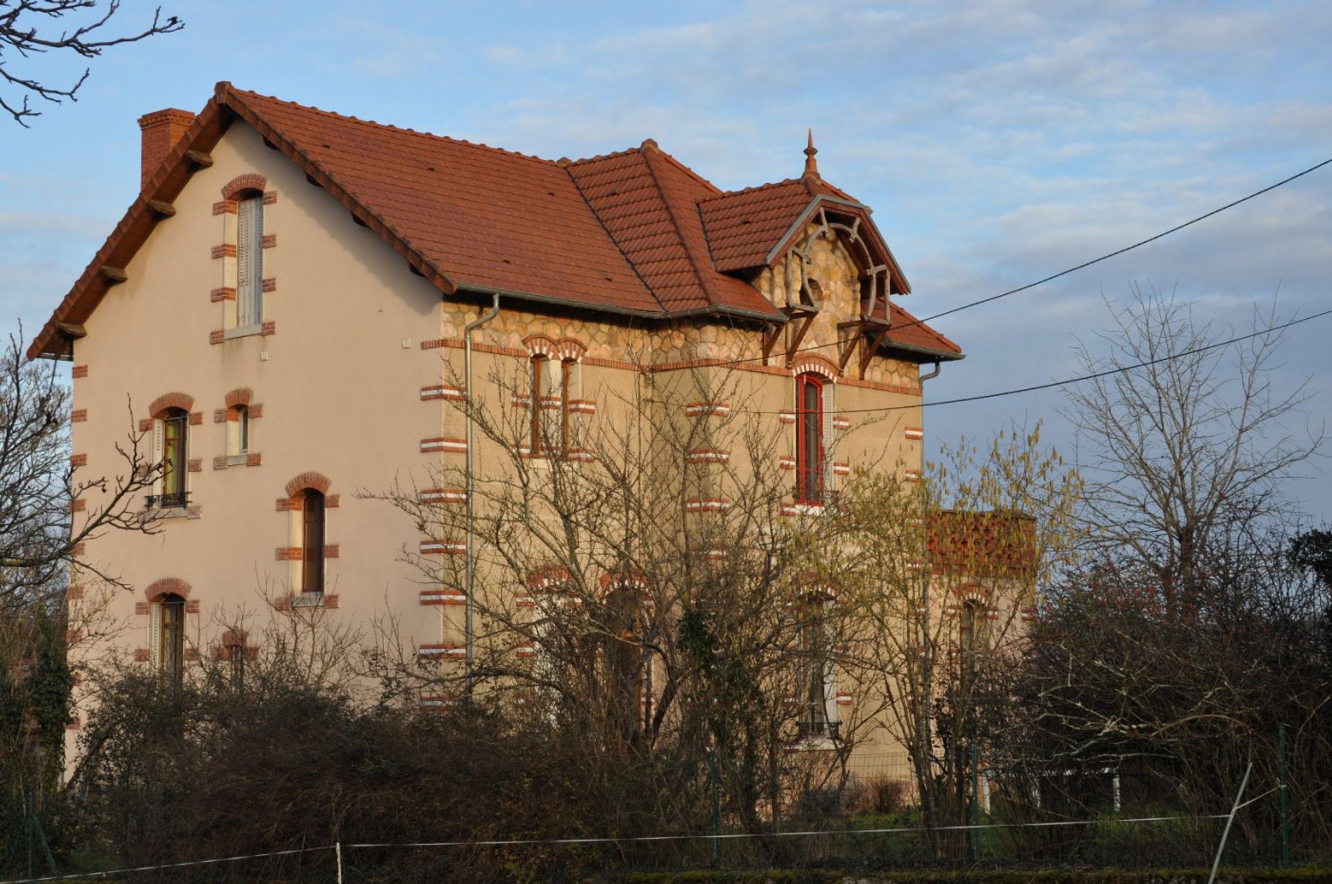 Andere in Nassigny, Auvergne-Rhône-Alpes 11749984