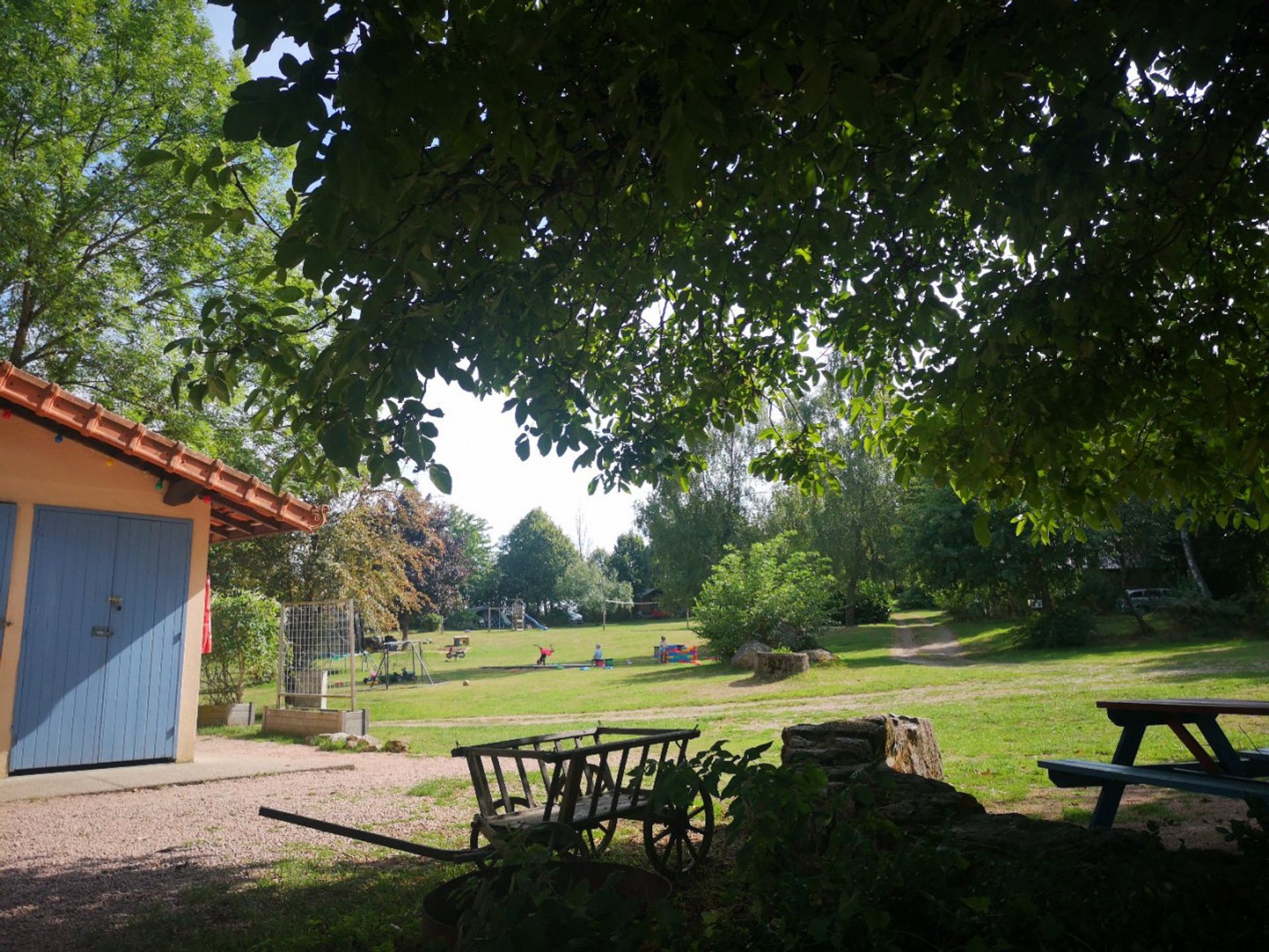 다른 에 Buxières-sous-Montaigut, Auvergne-Rhône-Alpes 11749997