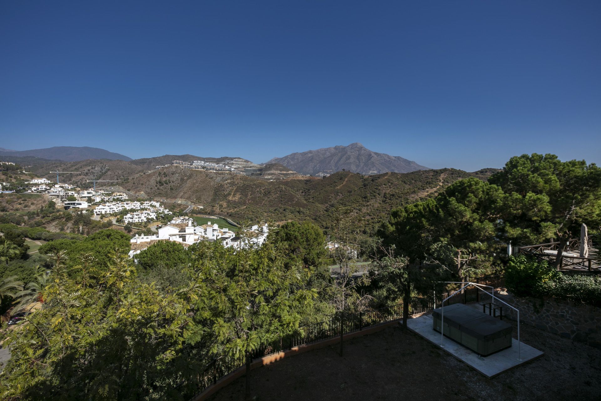 Huis in Benahavís, Andalucía 11750395