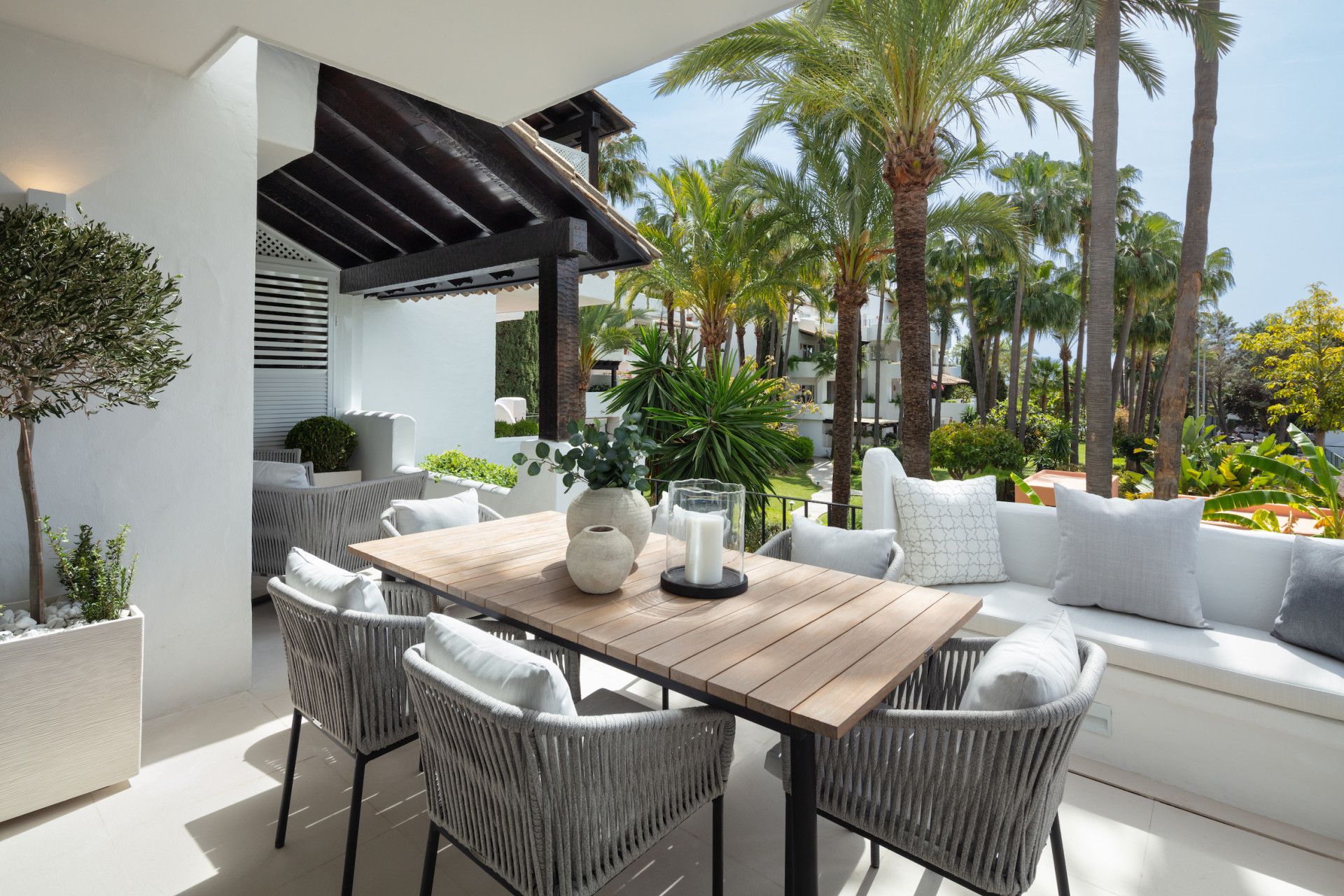 Condominium in Marbella, Andalucía 11750402