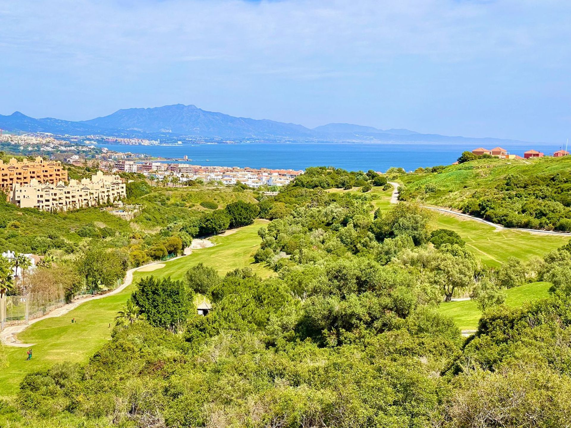 Συγκυριαρχία σε Puerto de la Duquesa, Andalusia 11750565