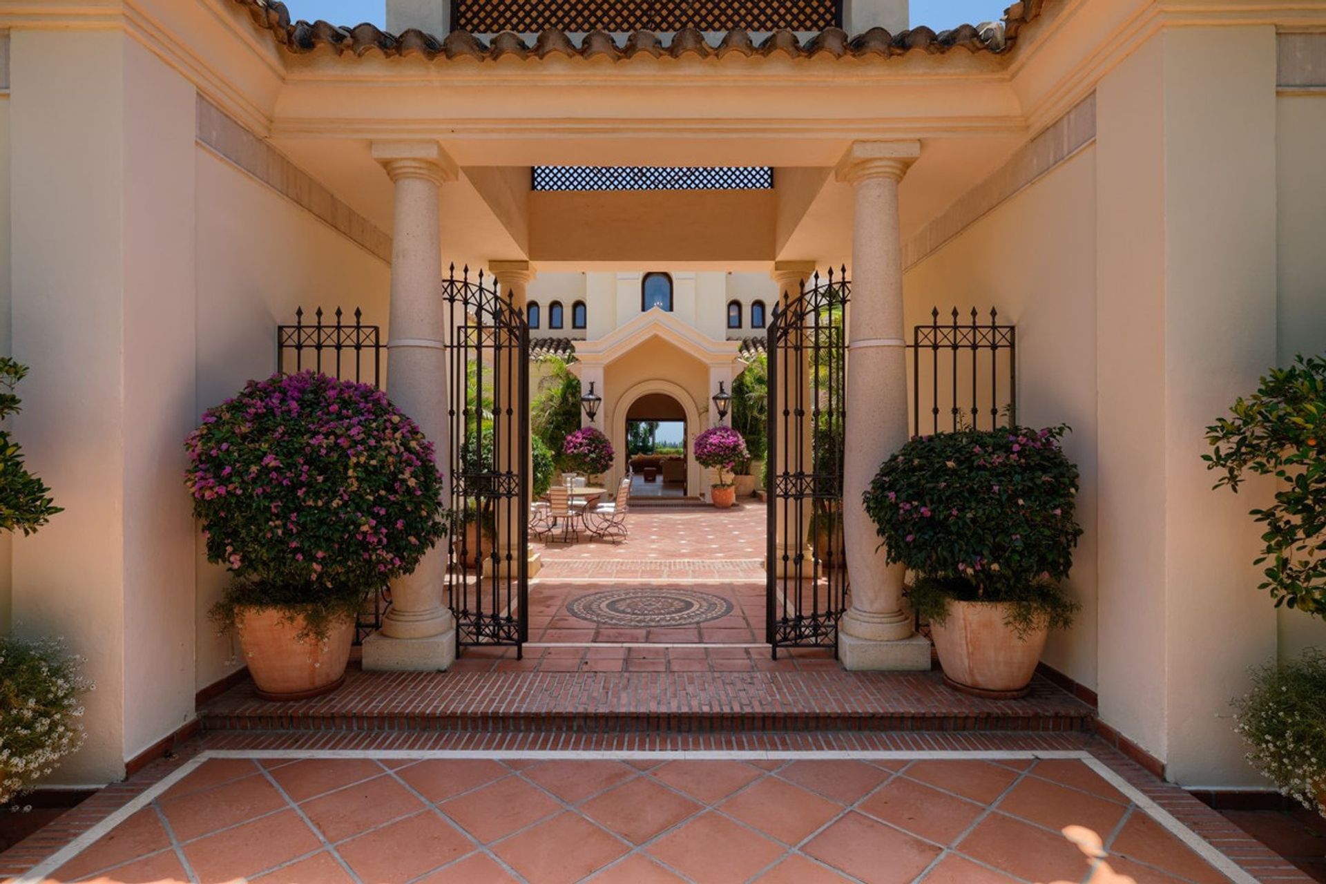 Haus im Marbella, Andalusia 11750724