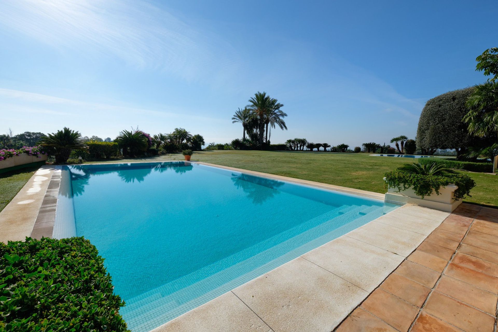 Huis in Marbella, Andalusia 11750724