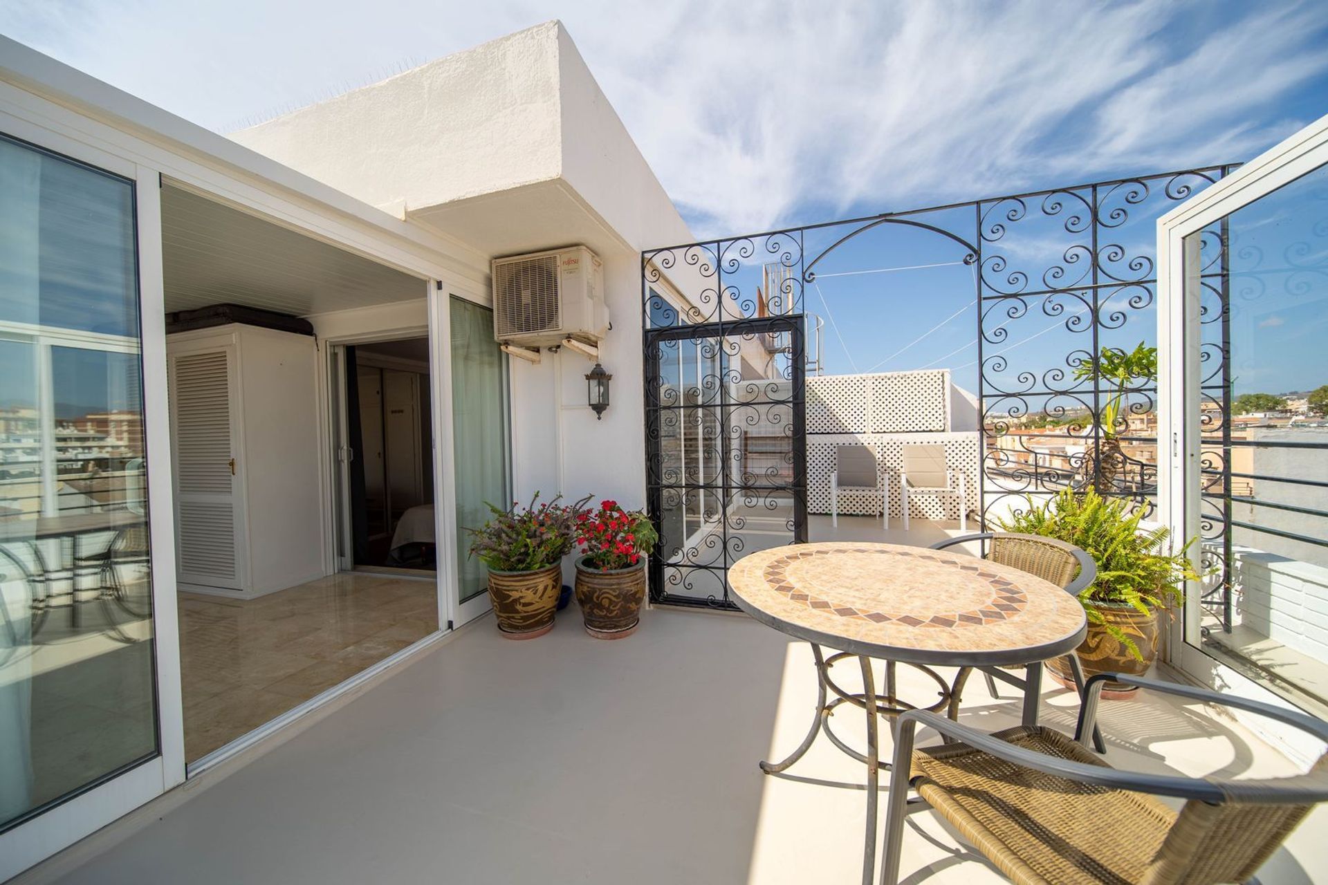 Haus im Fuengirola, Andalucía 11750805