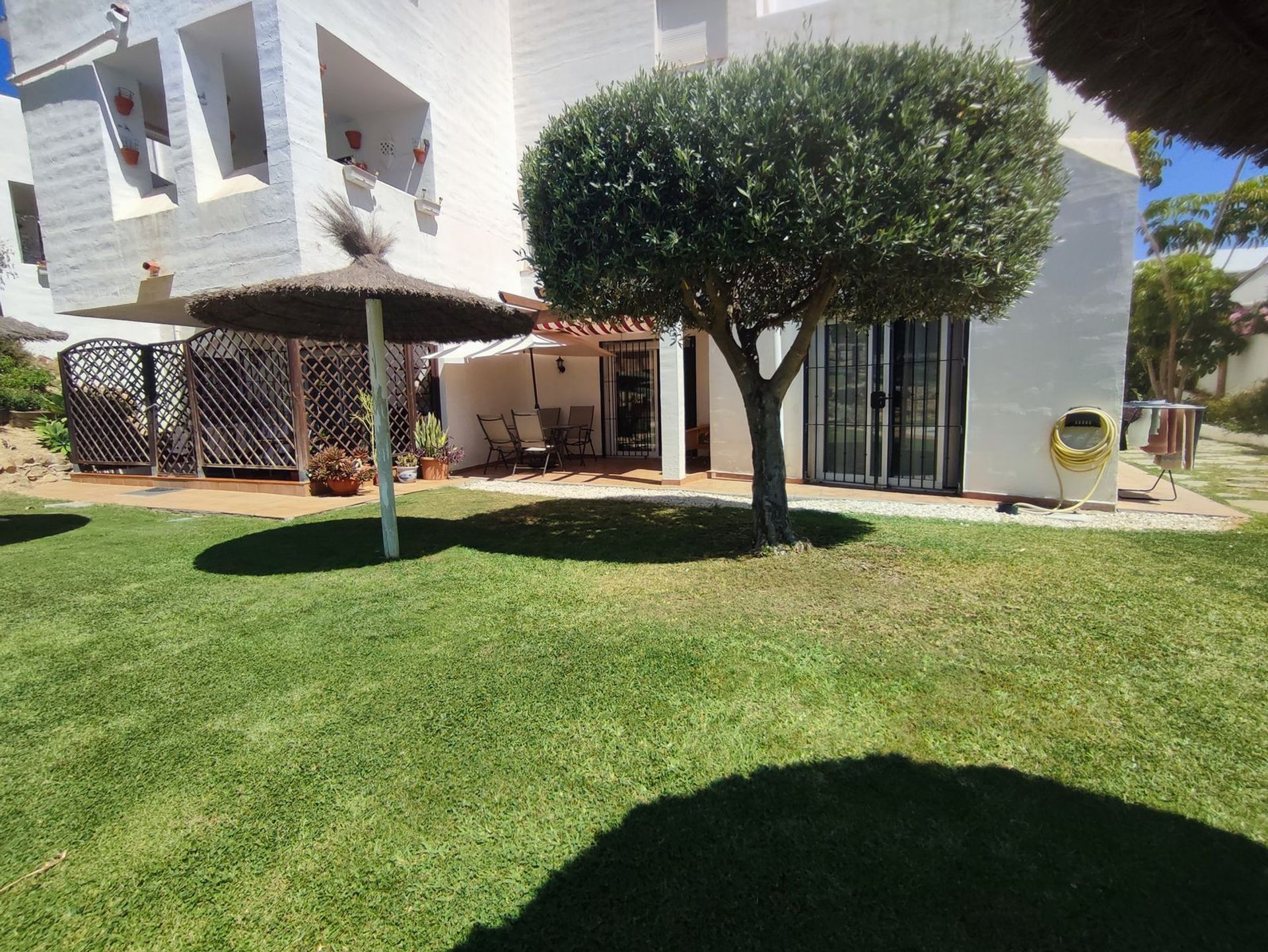 Condominio en Castillo de Sabinillas, Andalucía 11750924