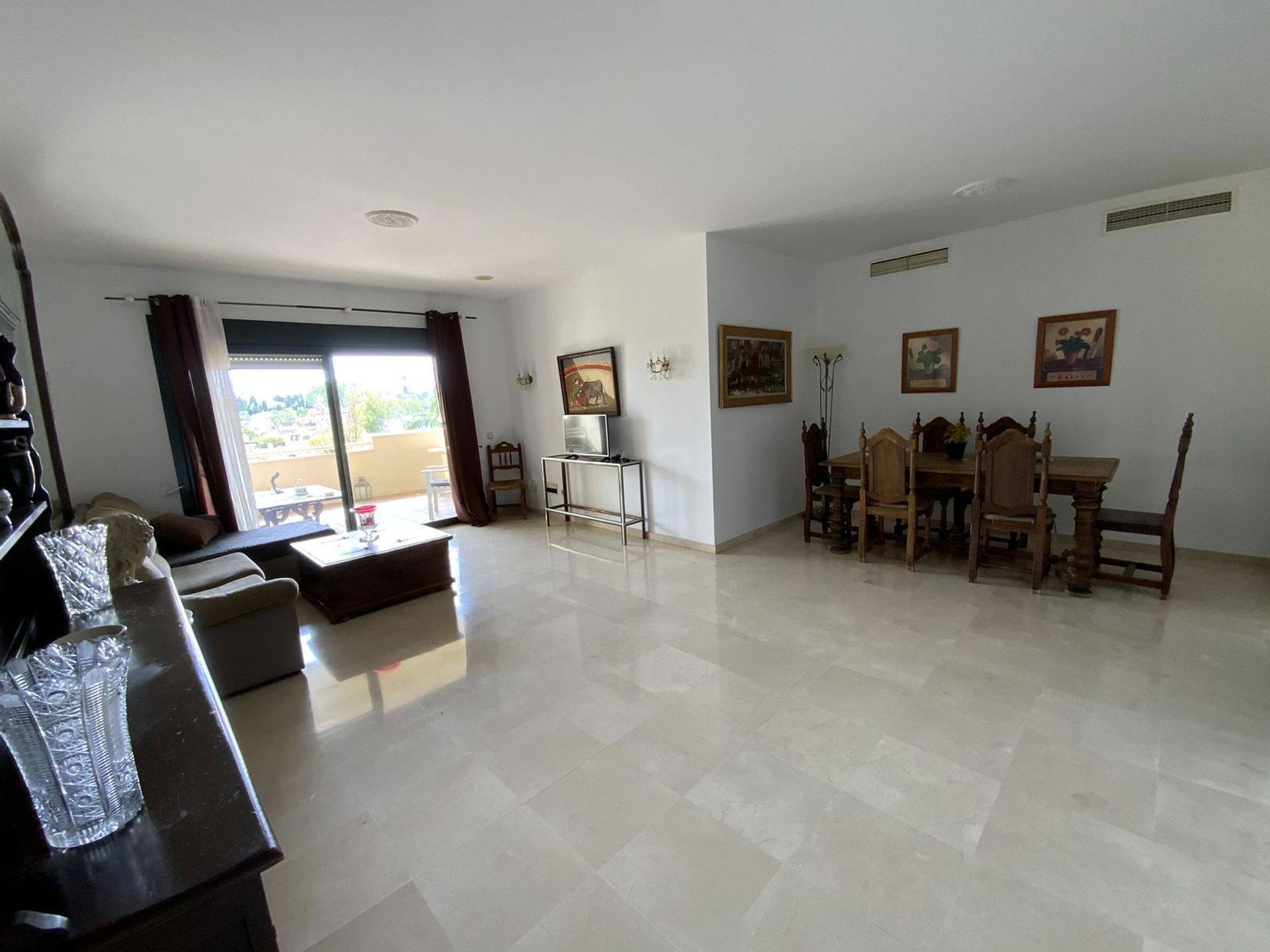 Condominium in Marbella, Andalusia 11751040