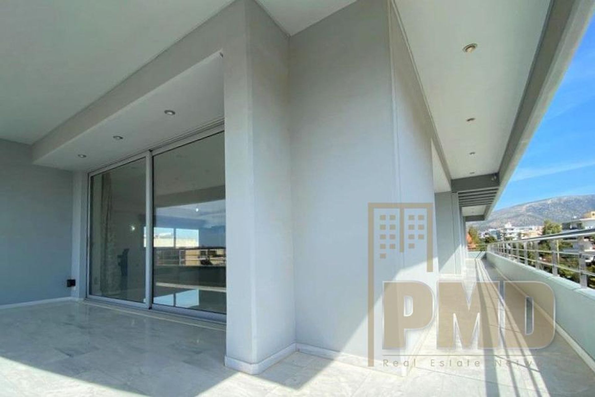 Condominium dans Glyfada, Attiki 11751057