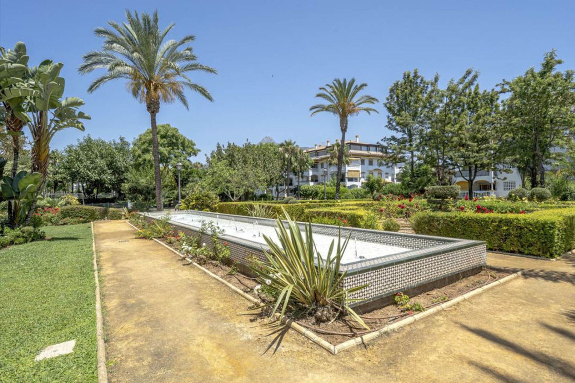 Condominio en Marbella, Andalucía 11751354