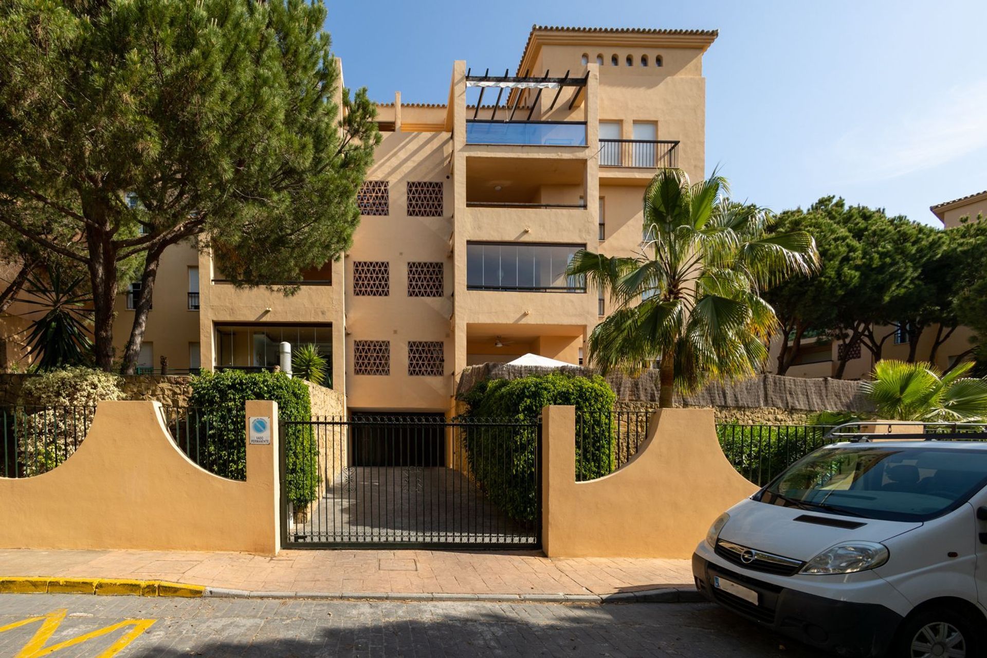 Condominium dans Marbella, Andalucía 11751804