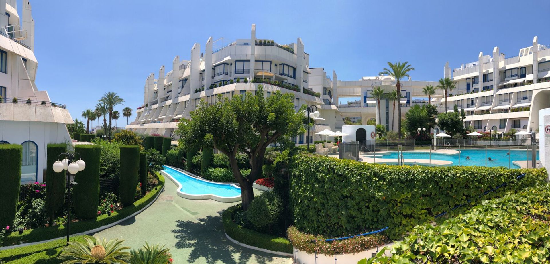 Condominium dans Marbella, Andalucía 11751834