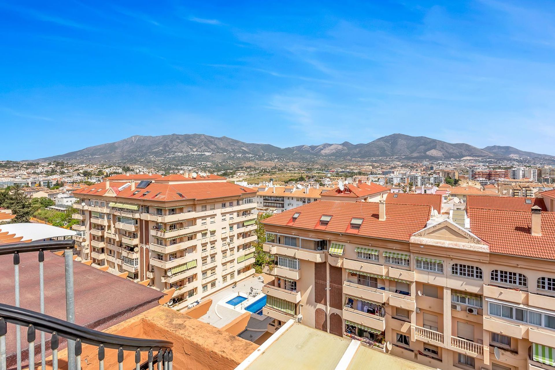 rumah dalam Fuengirola, Andalucía 11751861