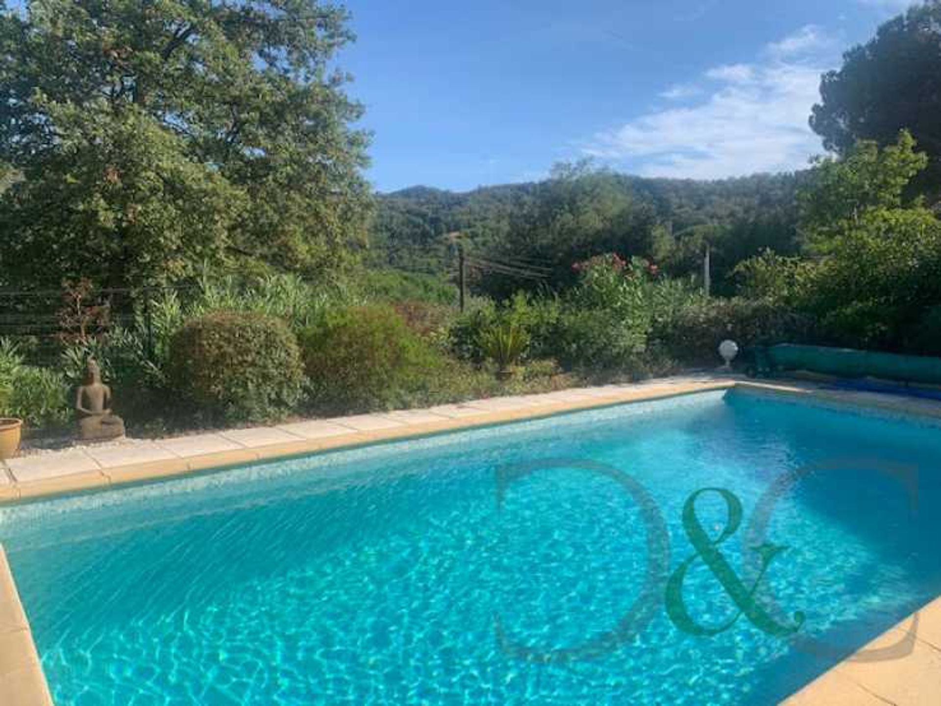 Huis in Collobrieres, Provence-Alpes-Côte d'Azur 11751978