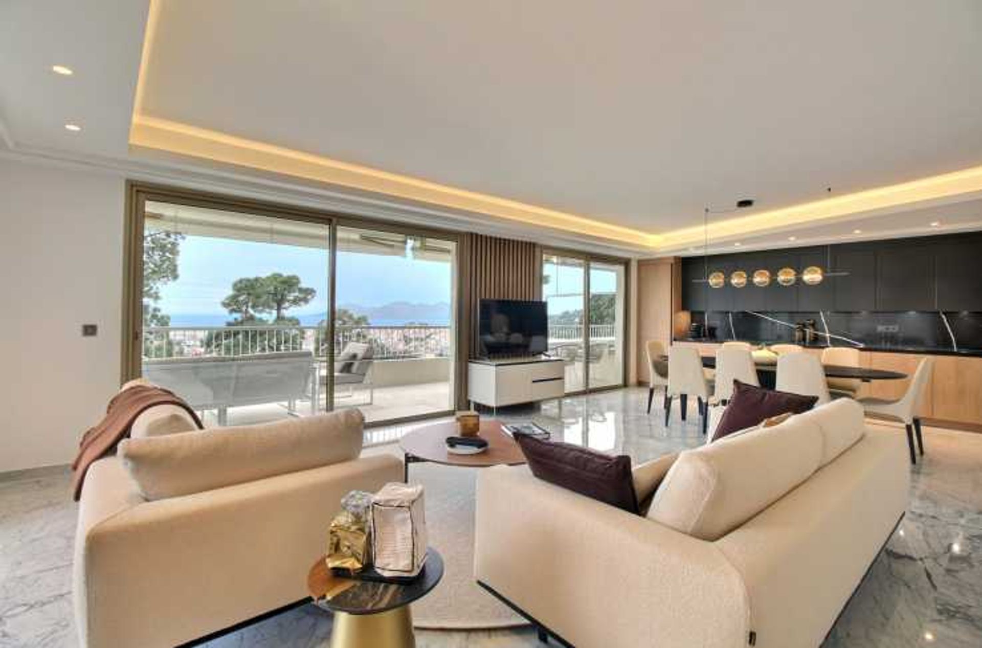 Kondominium w Cannes, Provence-Alpes-Côte d'Azur 11752176