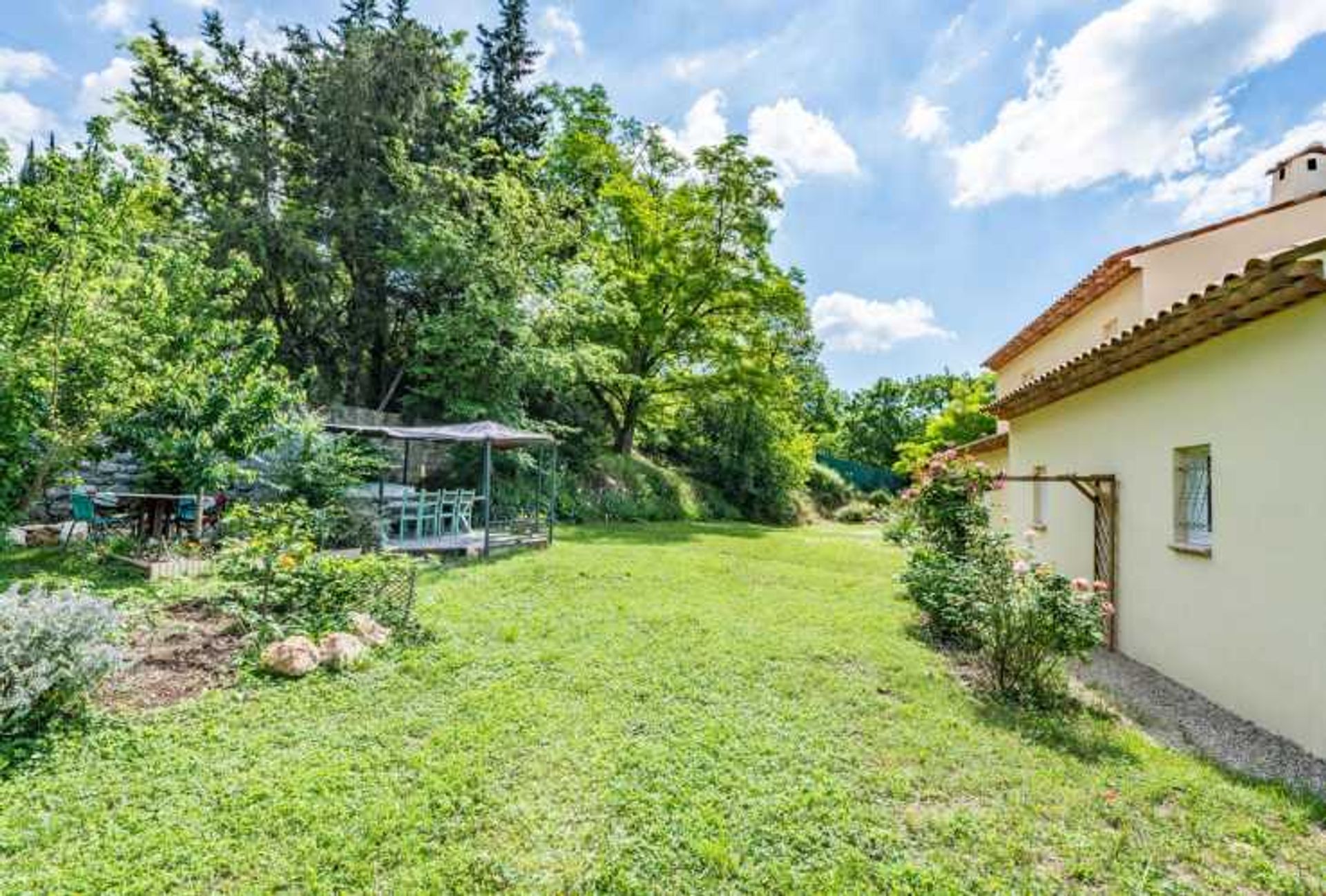 Hus i Le Bar-sur-Loup, Provence-Alpes-Côte d'Azur 11752190