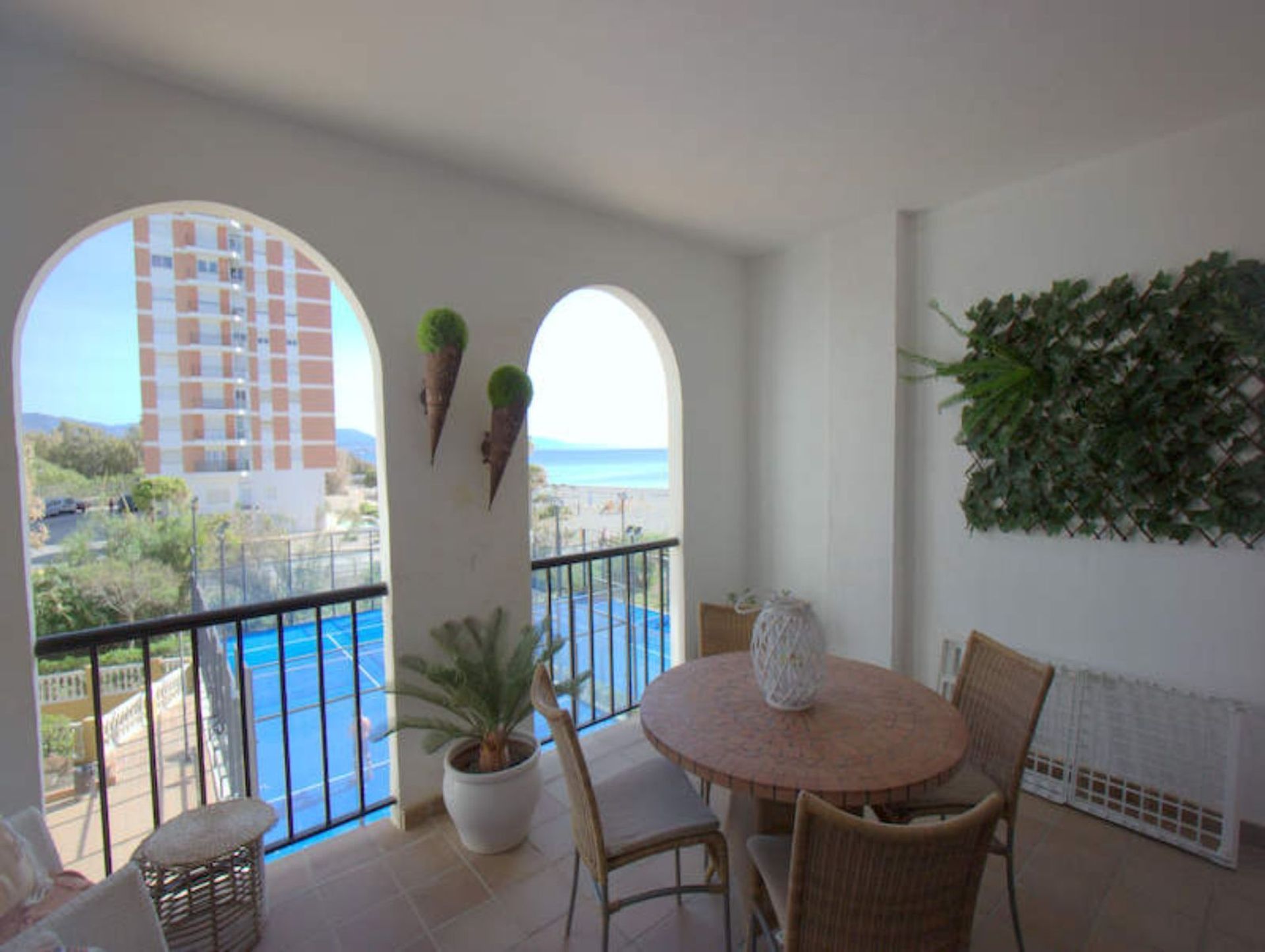 Condominio en La Duquesa, Andalucía 11752284