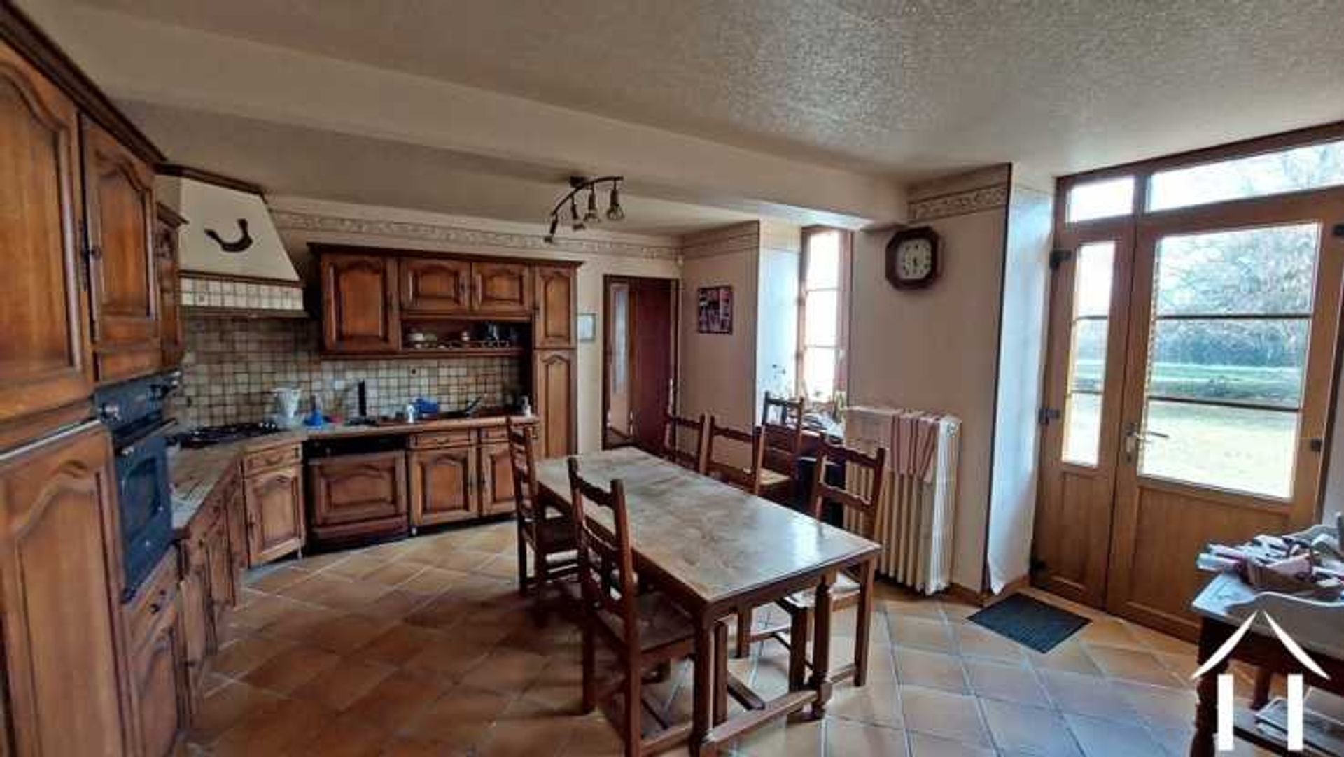 분양 아파트 에 Nuits-Saint-Georges, Bourgogne-Franche-Comté 11752287