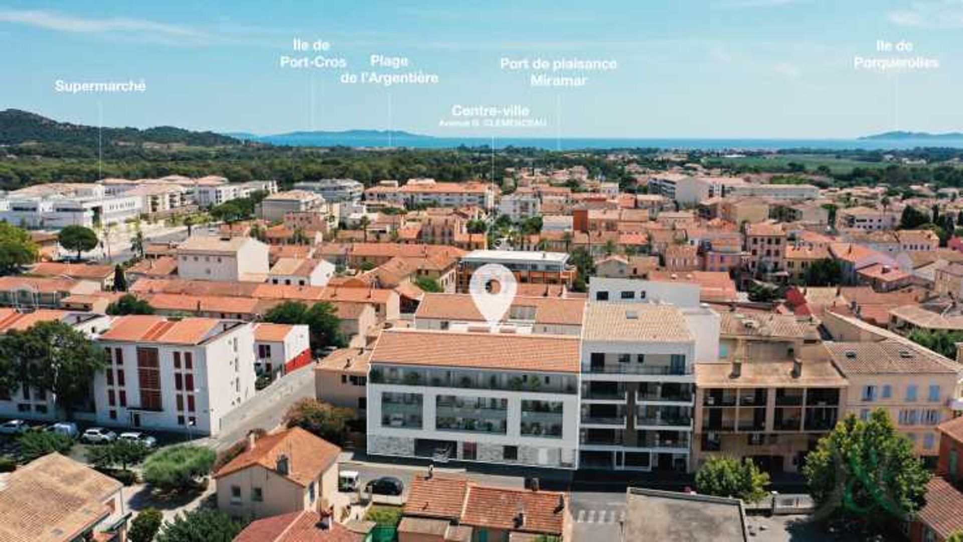 Osakehuoneisto sisään La Londe-les-Maures, Provence-Alpes-Cote d'Azur 11752414